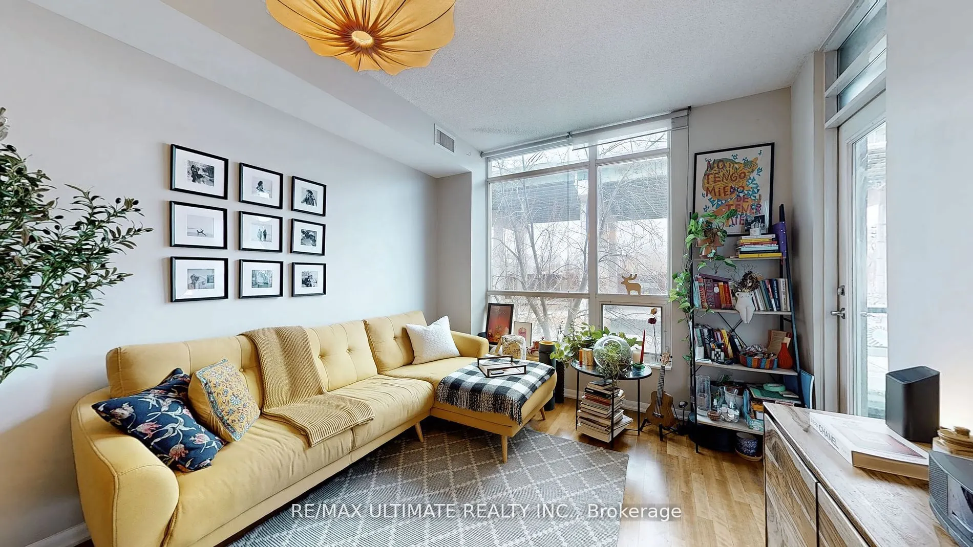231 Fort York Boulevard, #228