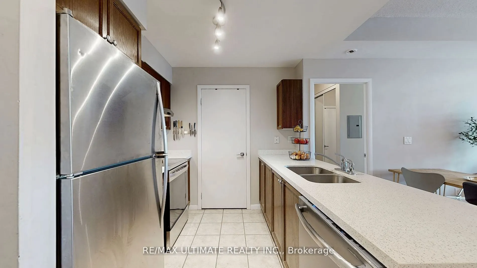 231 Fort York Boulevard, #228