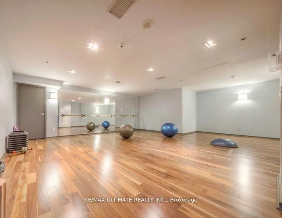 231 Fort York Boulevard, #228