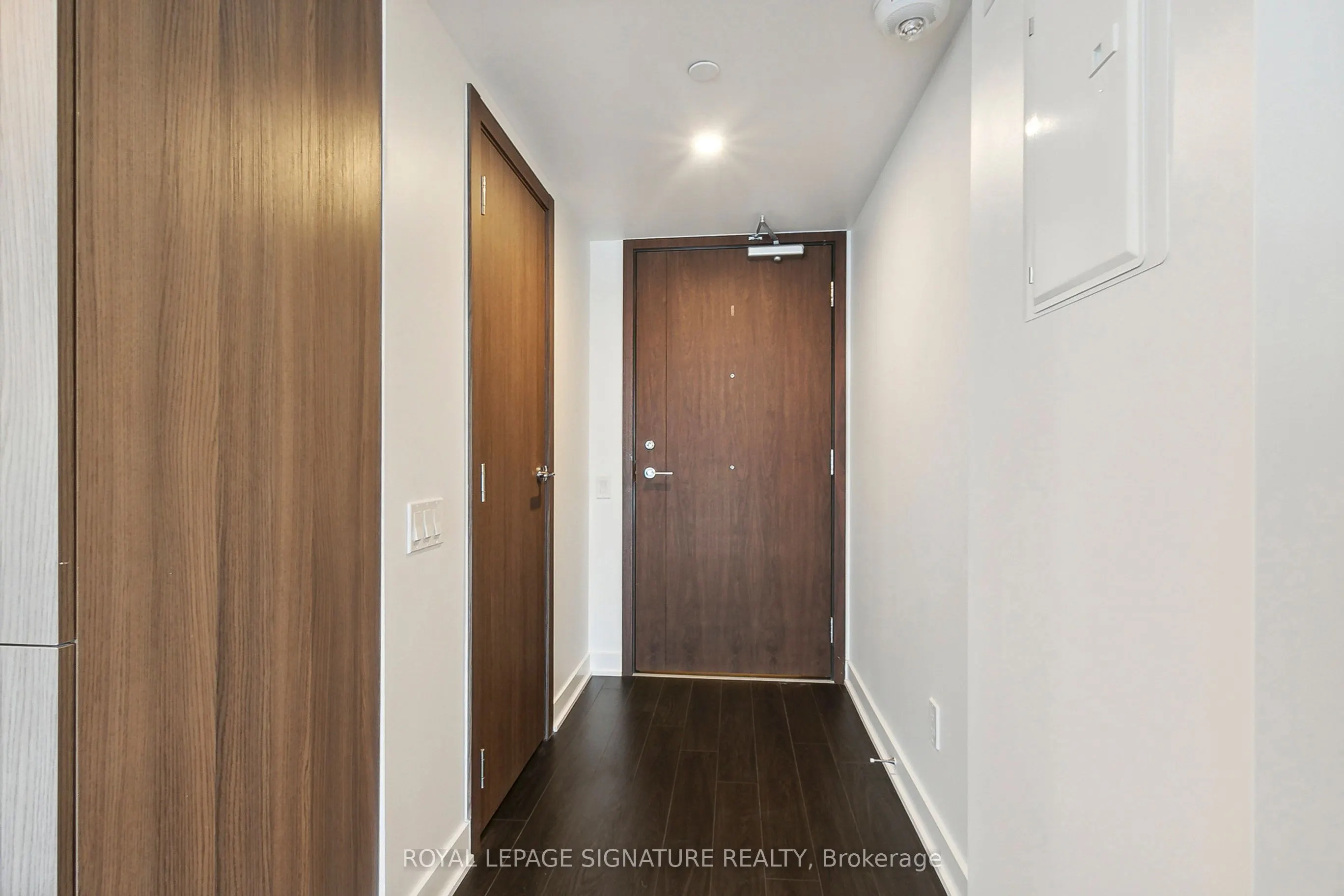 19 Bathurst Street, #3001