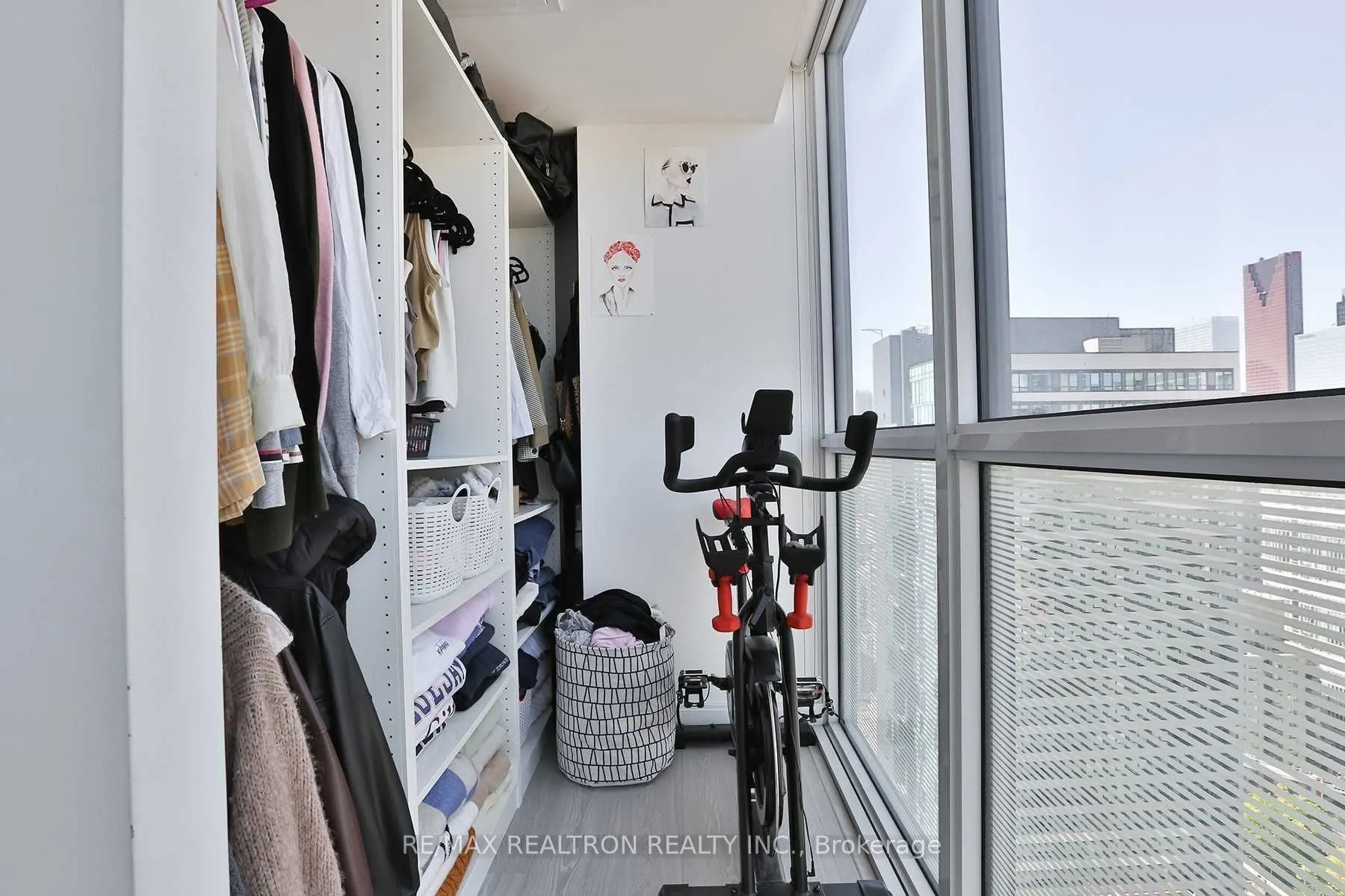181 Dundas Street E, #3111