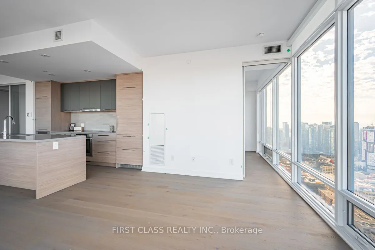 488 University Avenue, #3916