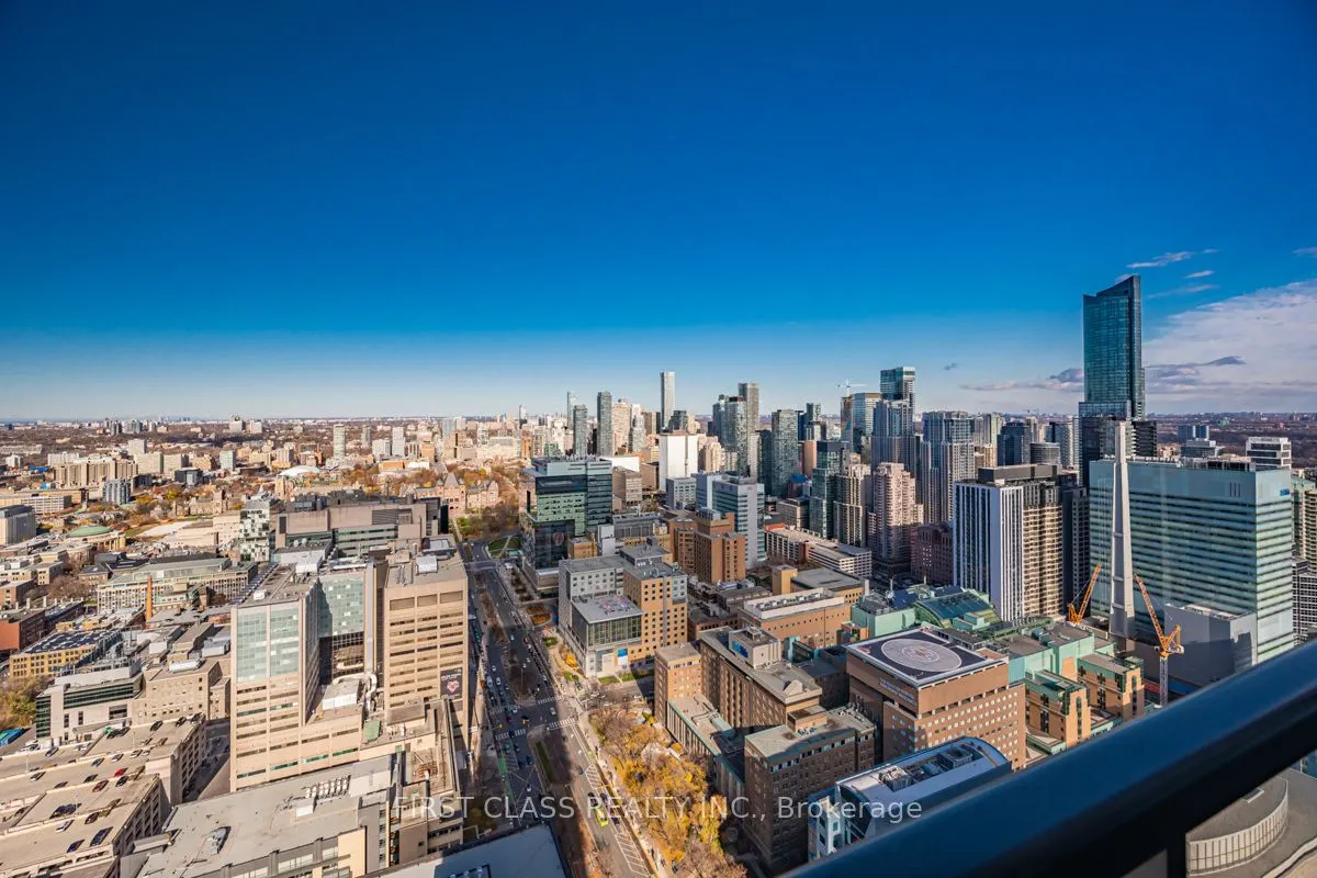 488 University Avenue, #3916