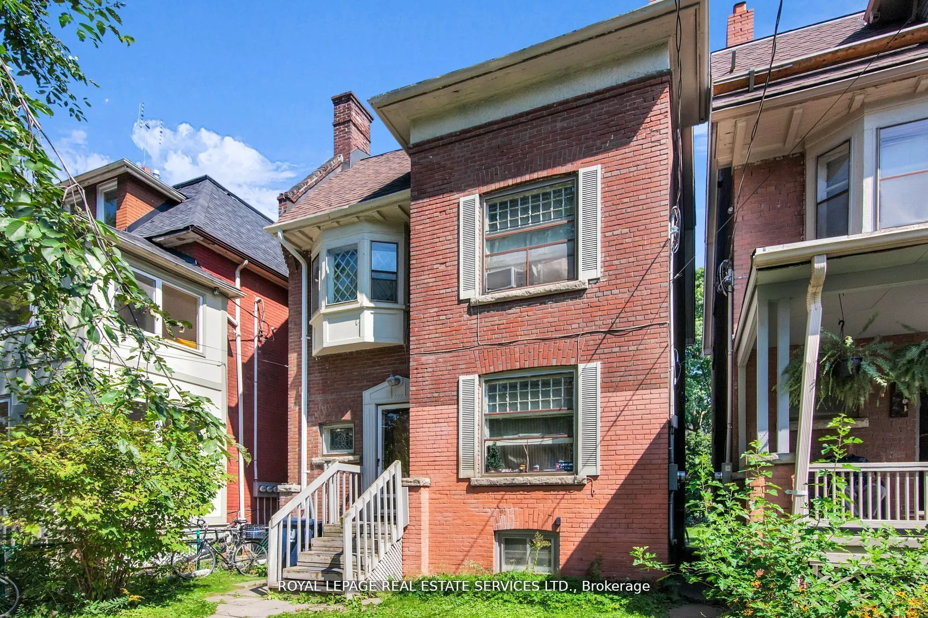 577 Huron Street