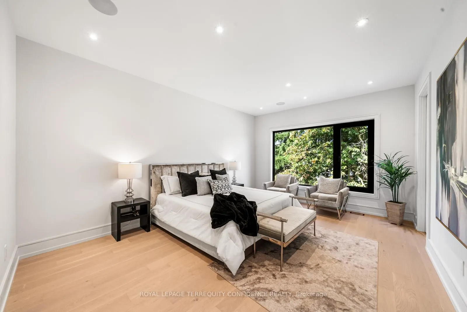 276 Horsham Avenue