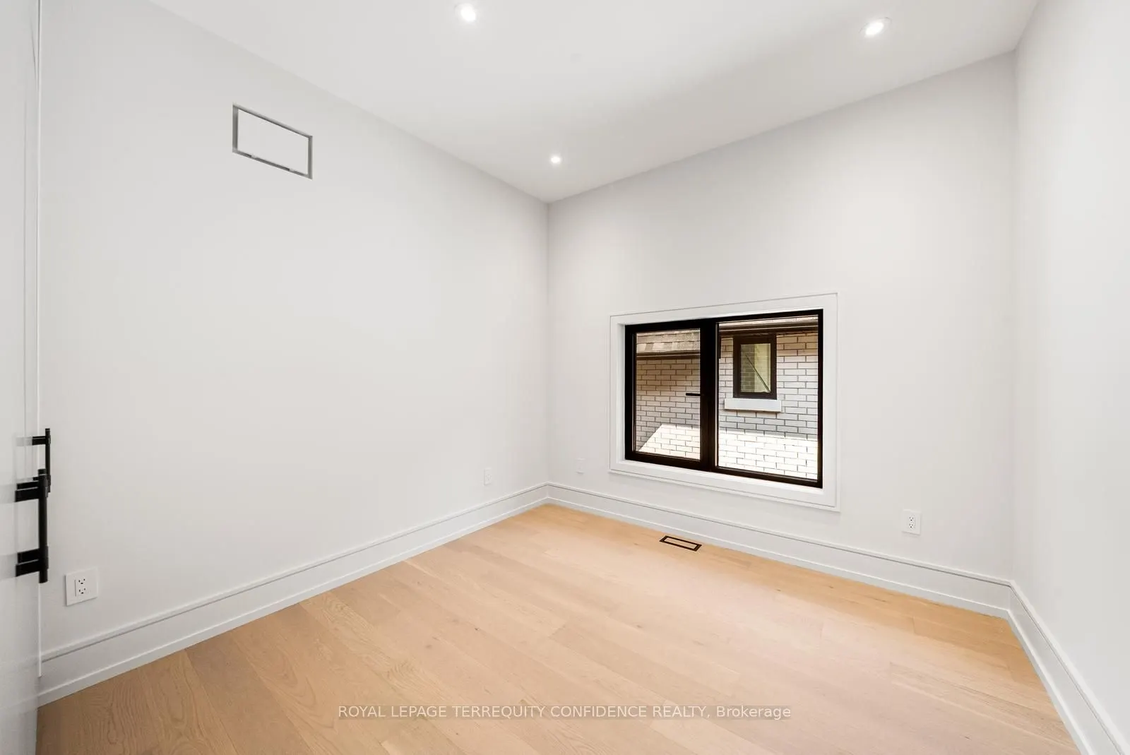 276 Horsham Avenue