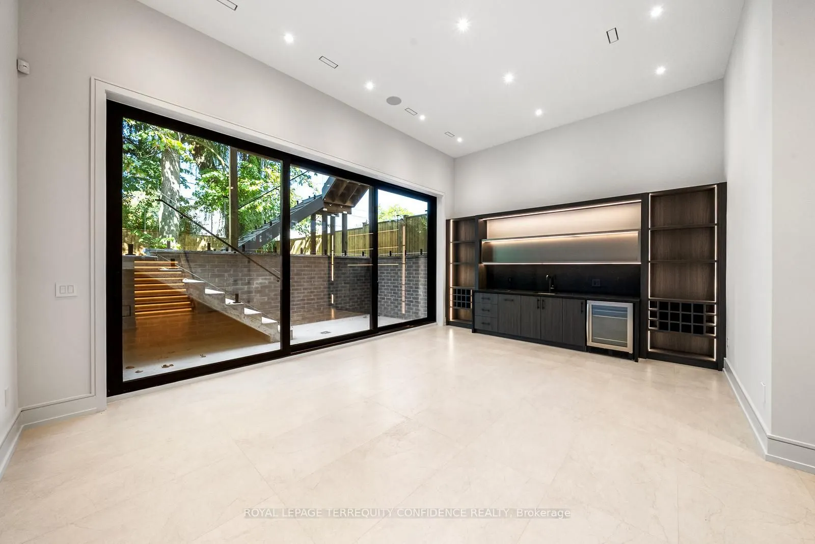 276 Horsham Avenue