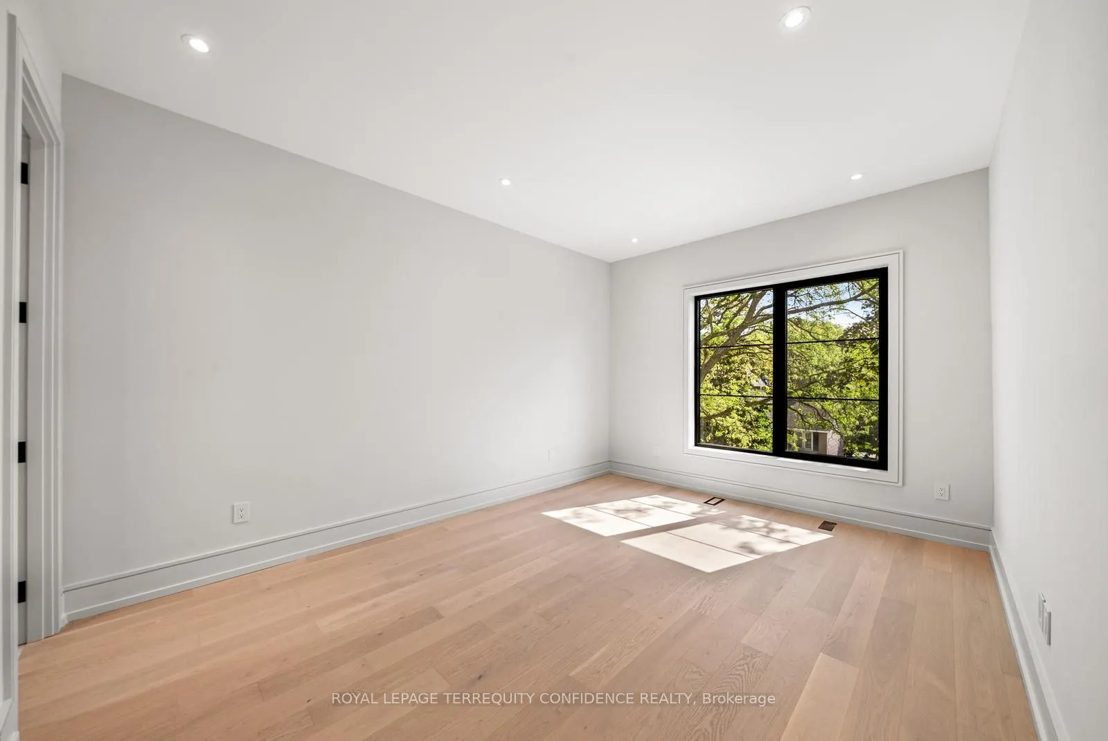 276 Horsham Avenue