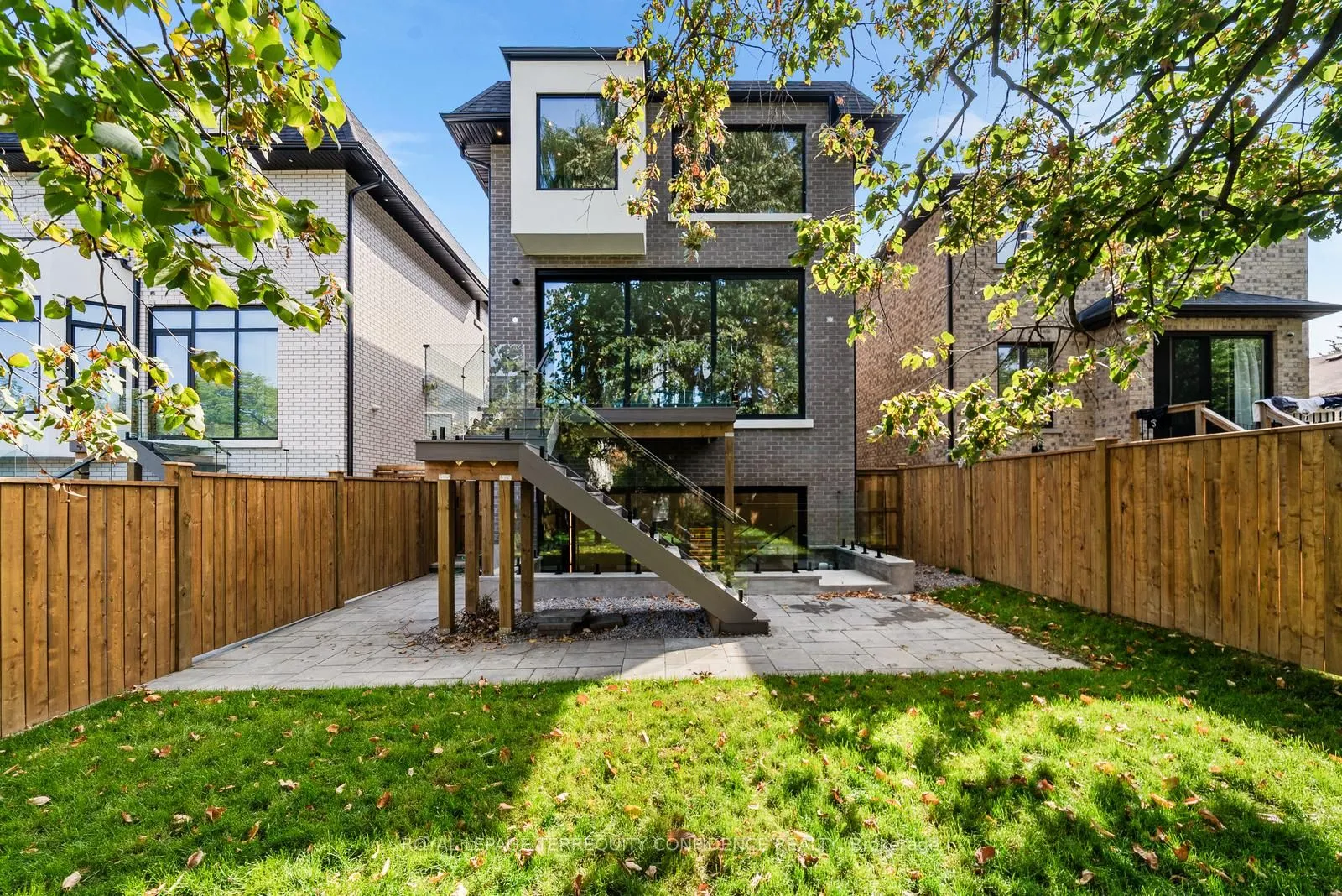 276 Horsham Avenue