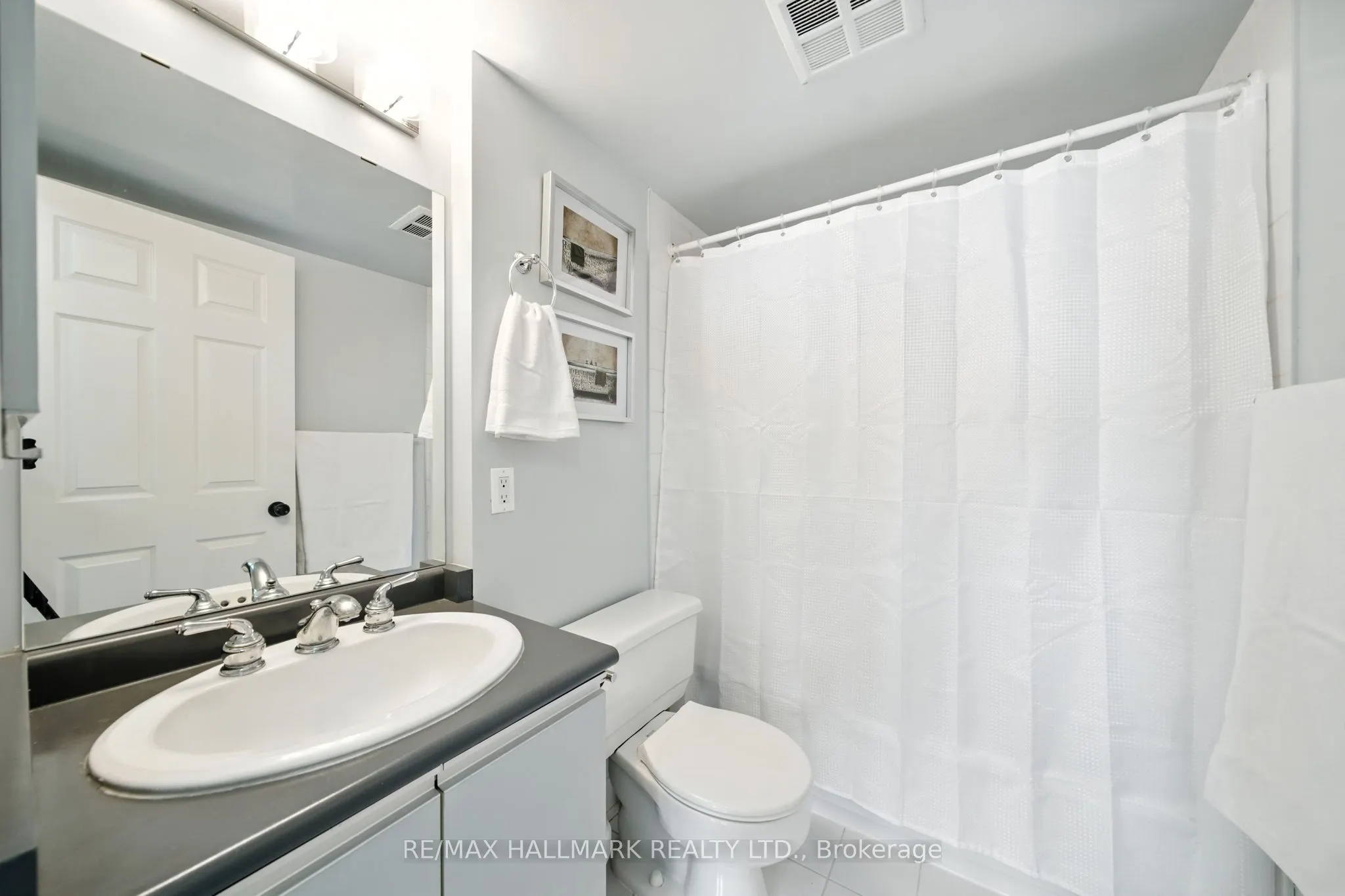 215 Wynford Drive, #2002
