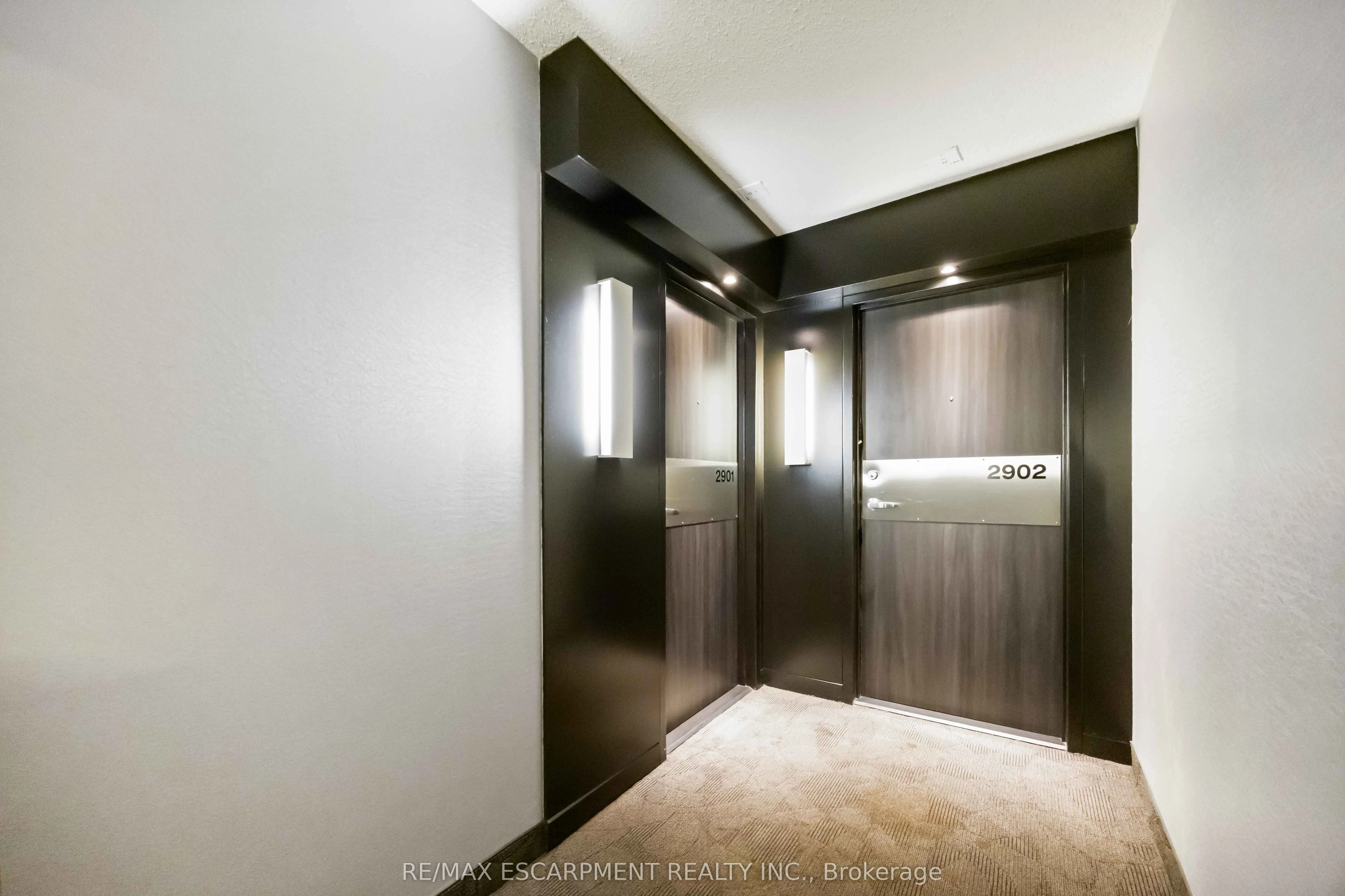 210 Victoria Street, #2901