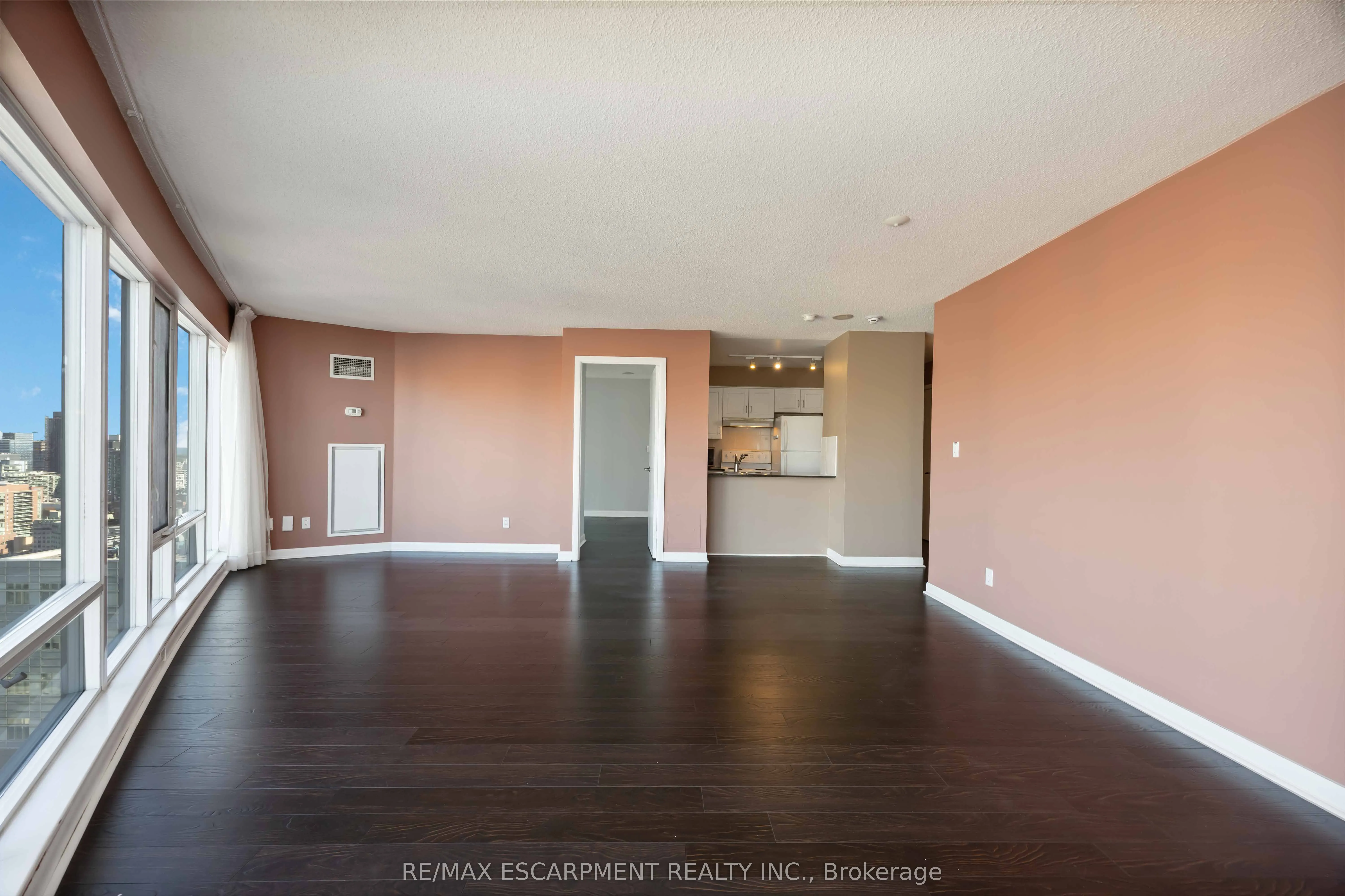 210 Victoria Street, #2901