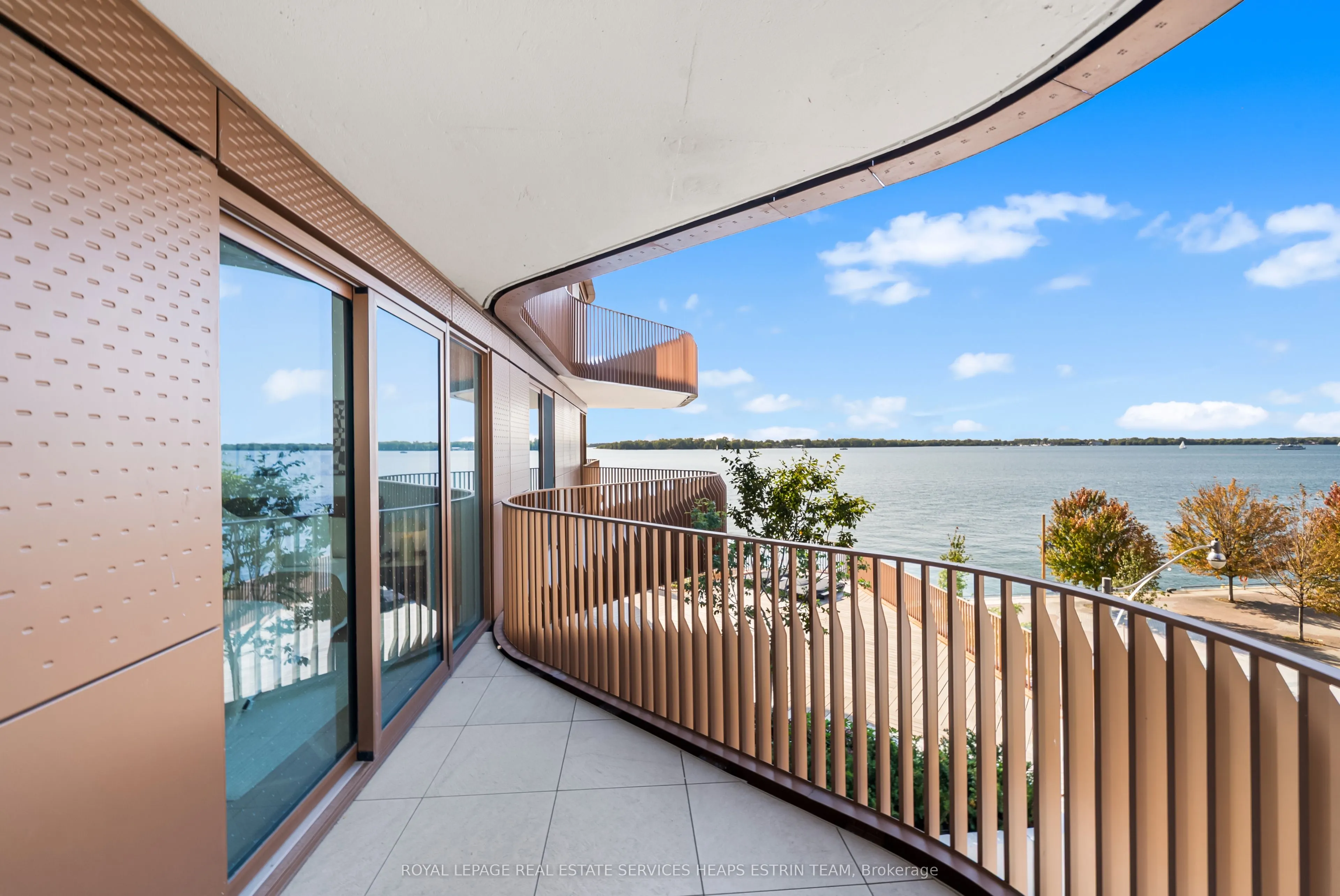 155 Merchants' Wharf, #213