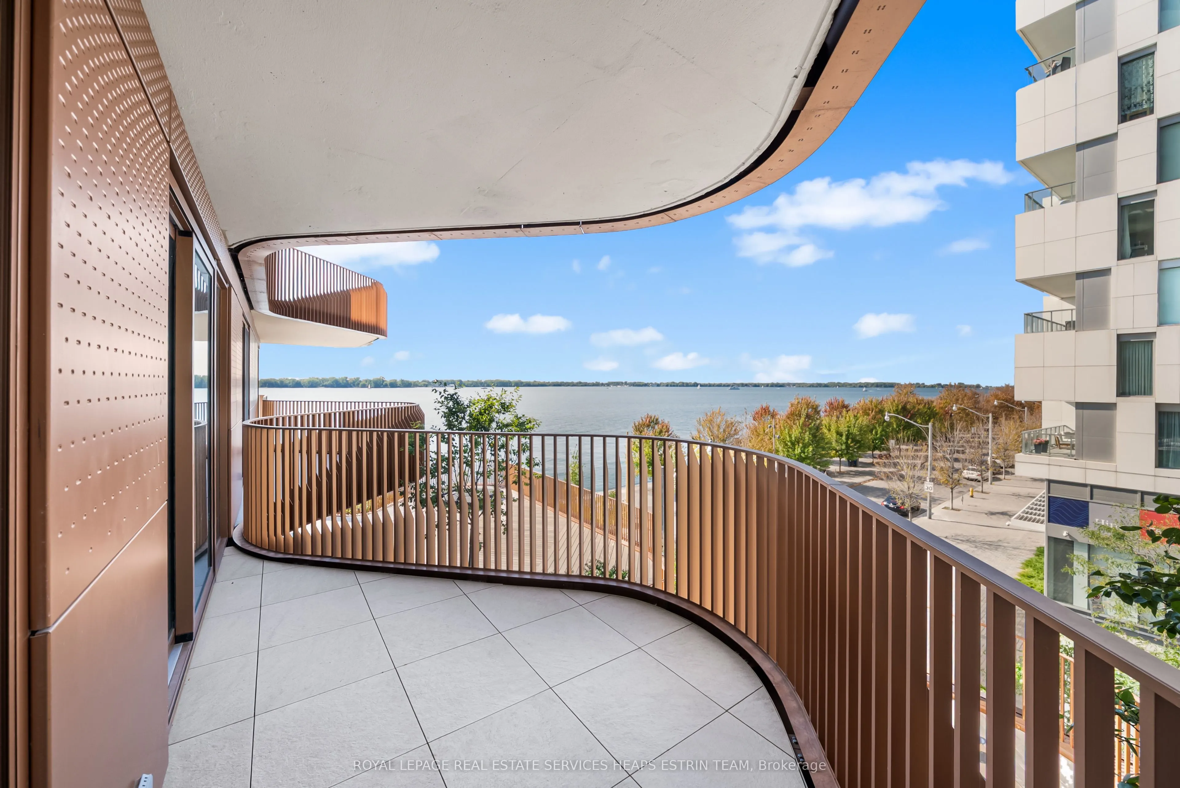 155 Merchants' Wharf, #213