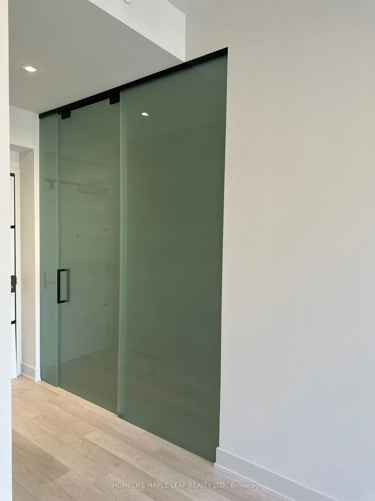 8 Cumberland Street, #4504