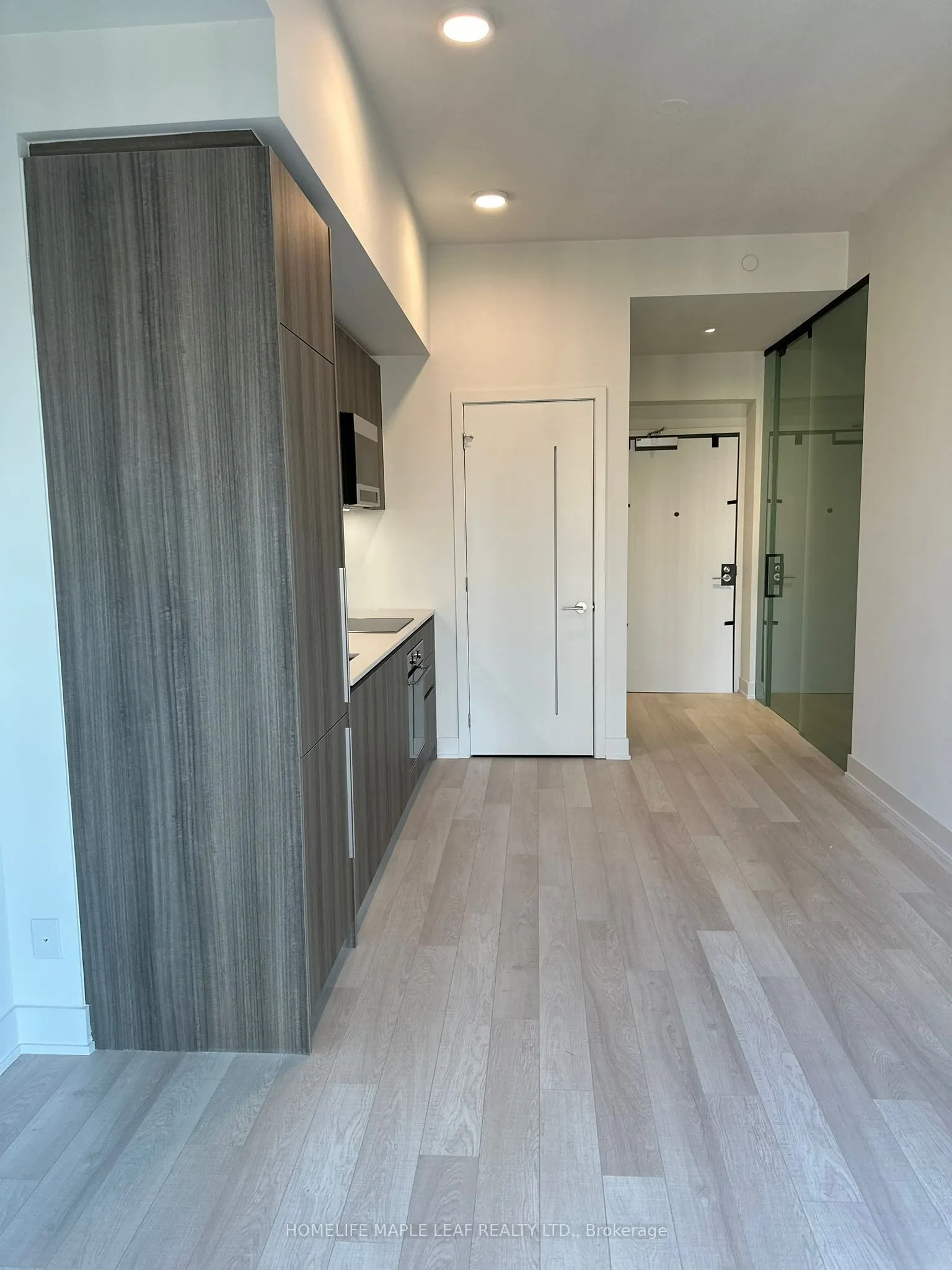 8 Cumberland Street, #4504