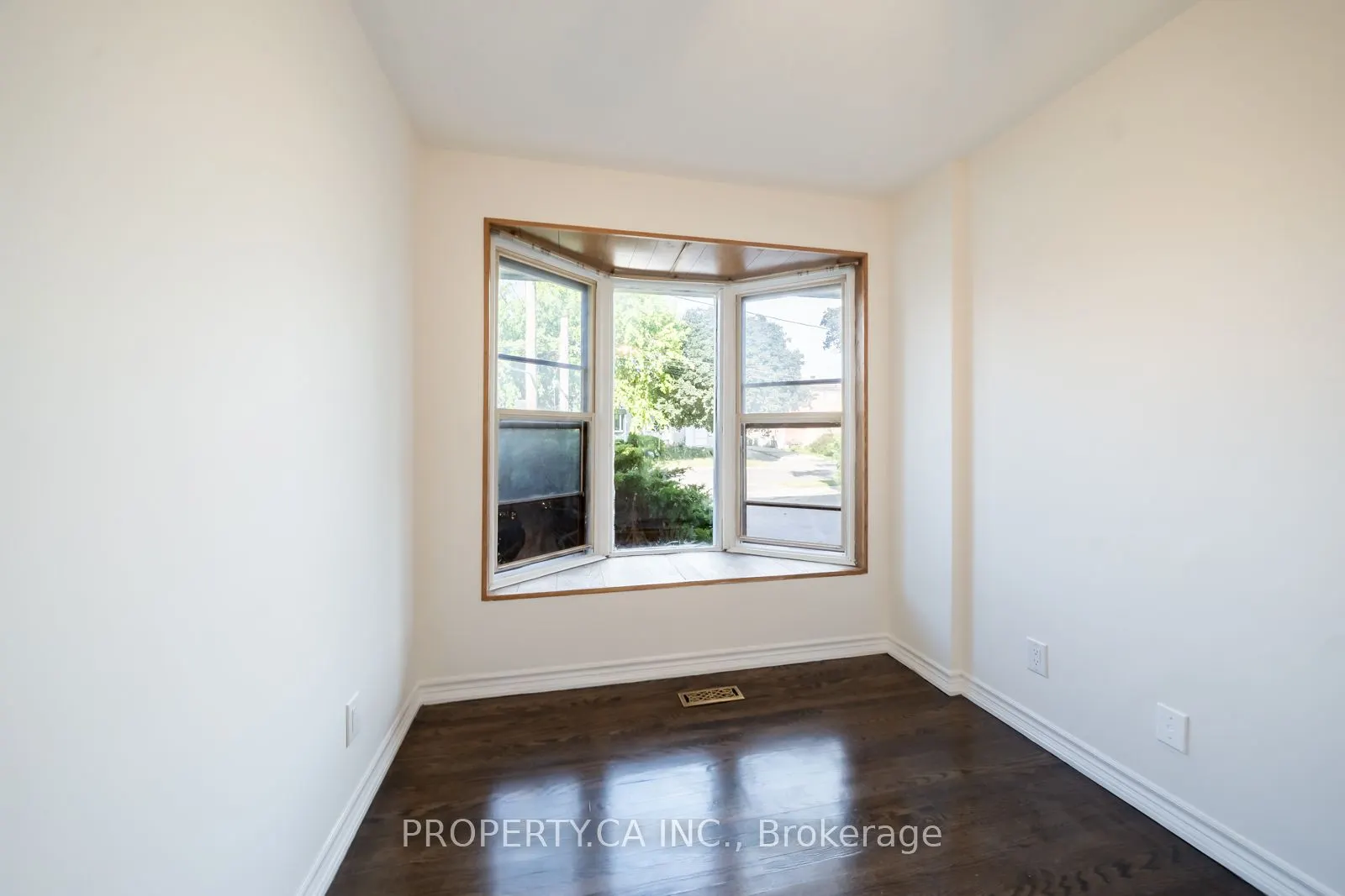 98 Tanjoe Crescent
