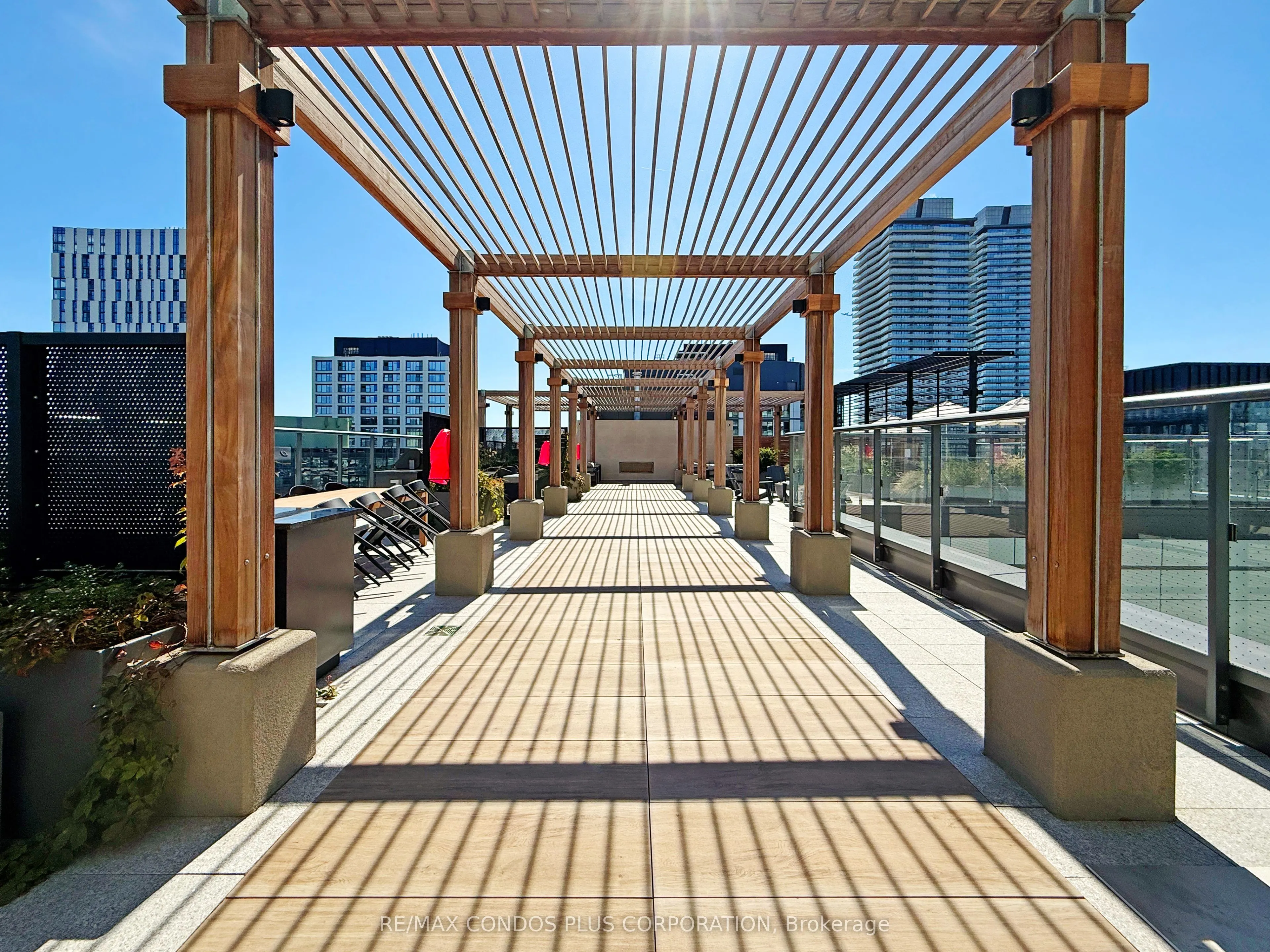 425 Front Street E, #304
