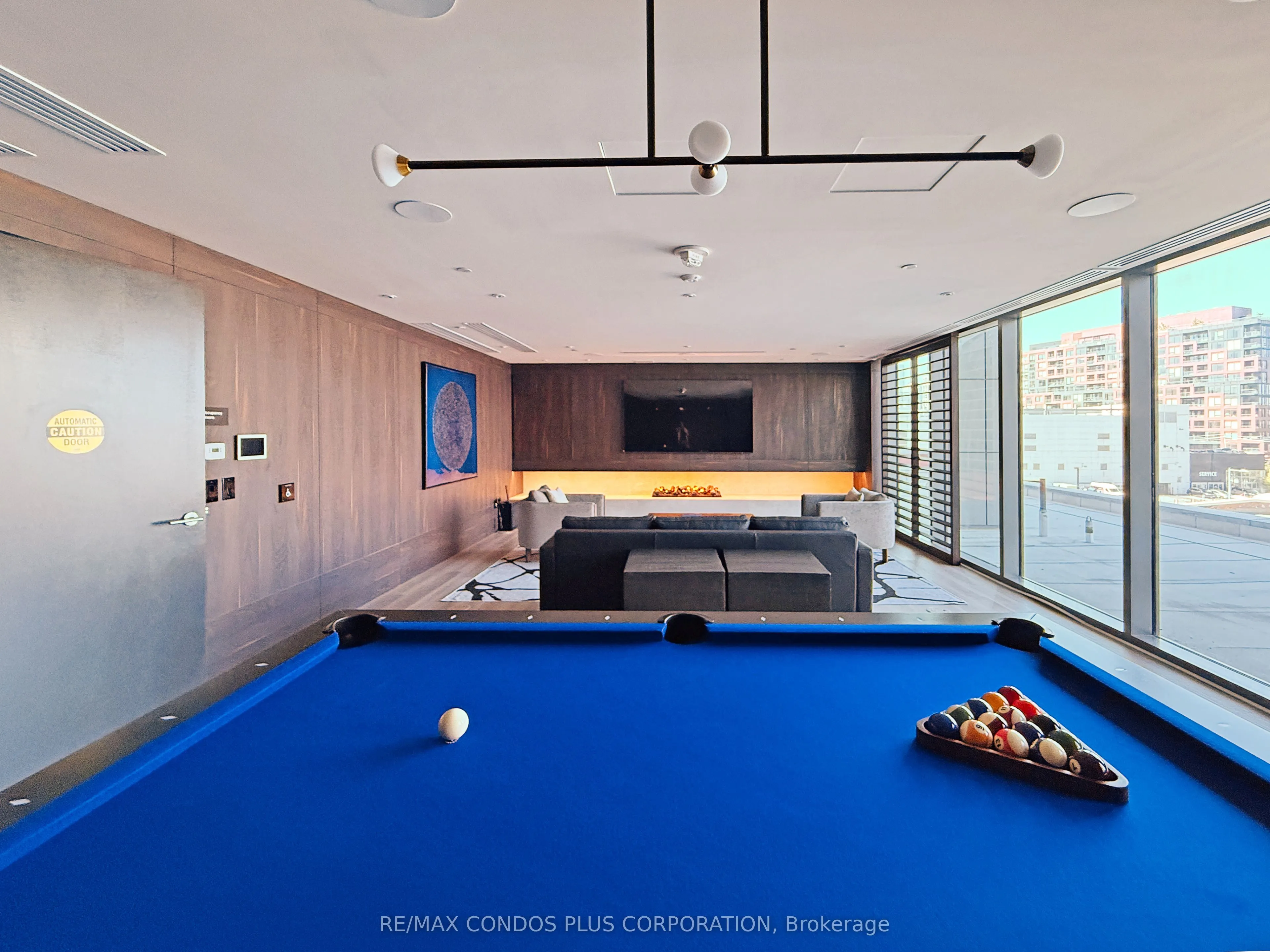 425 Front Street E, #304