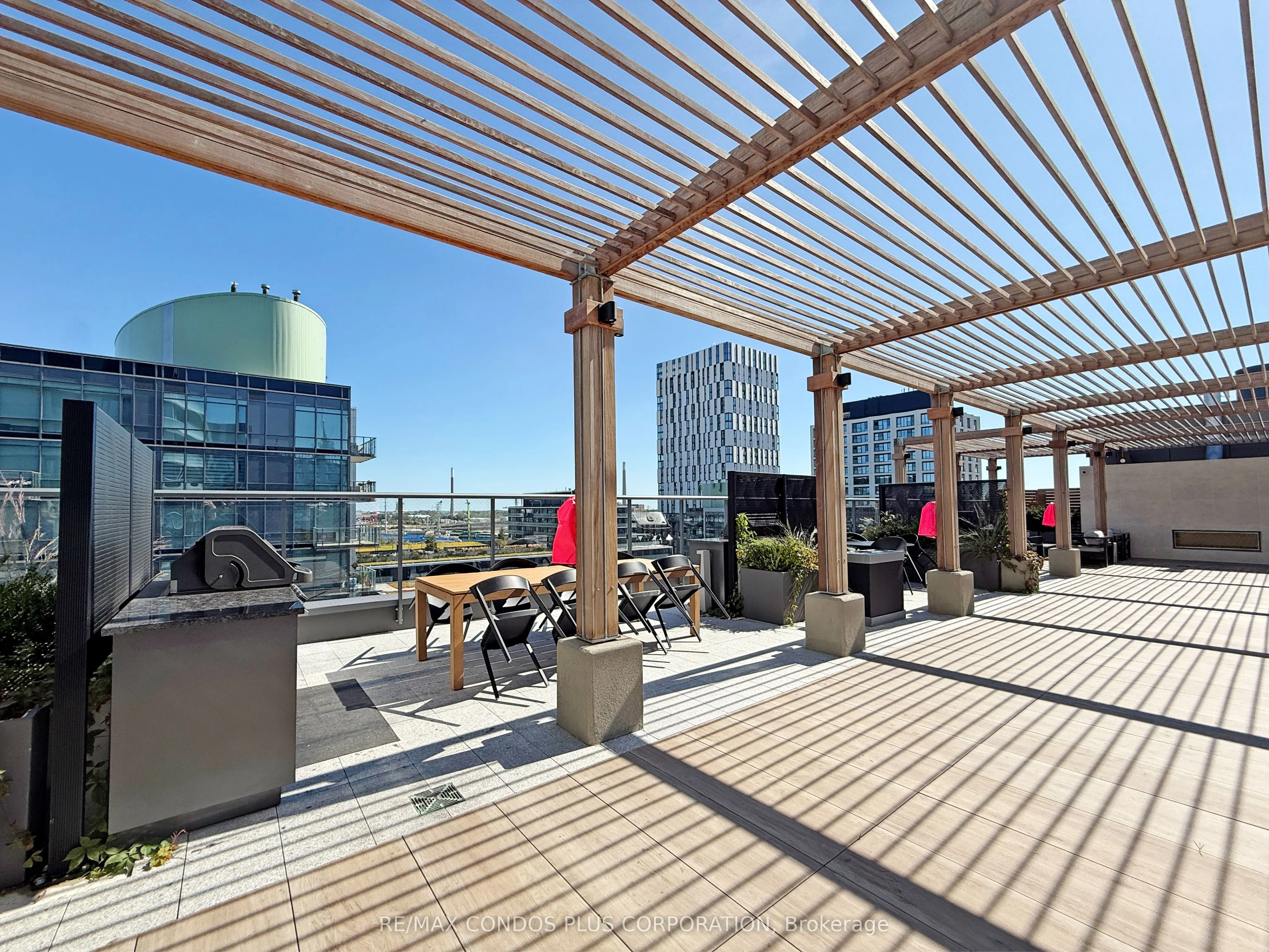 425 Front Street E, #304
