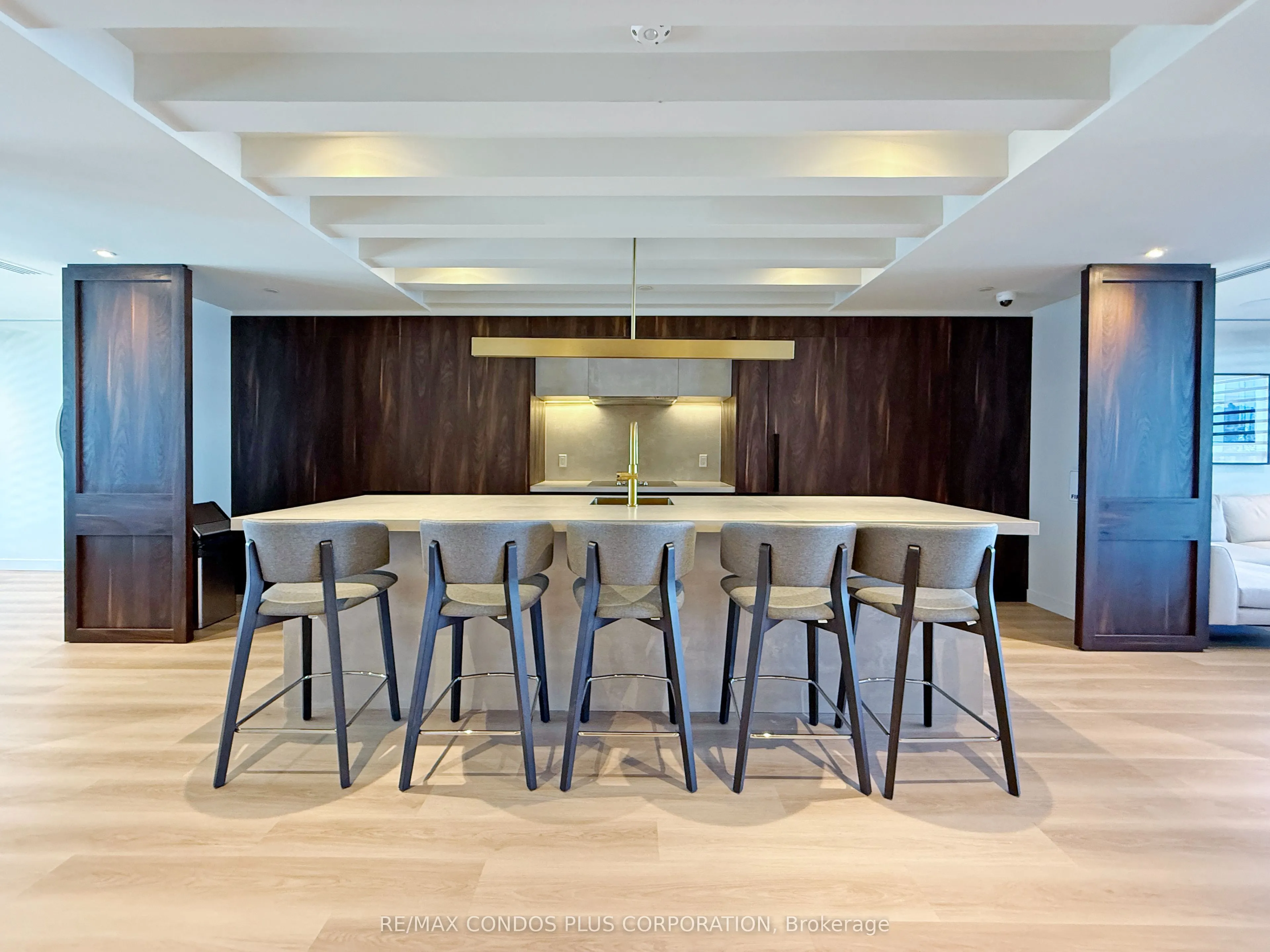 425 Front Street E, #304