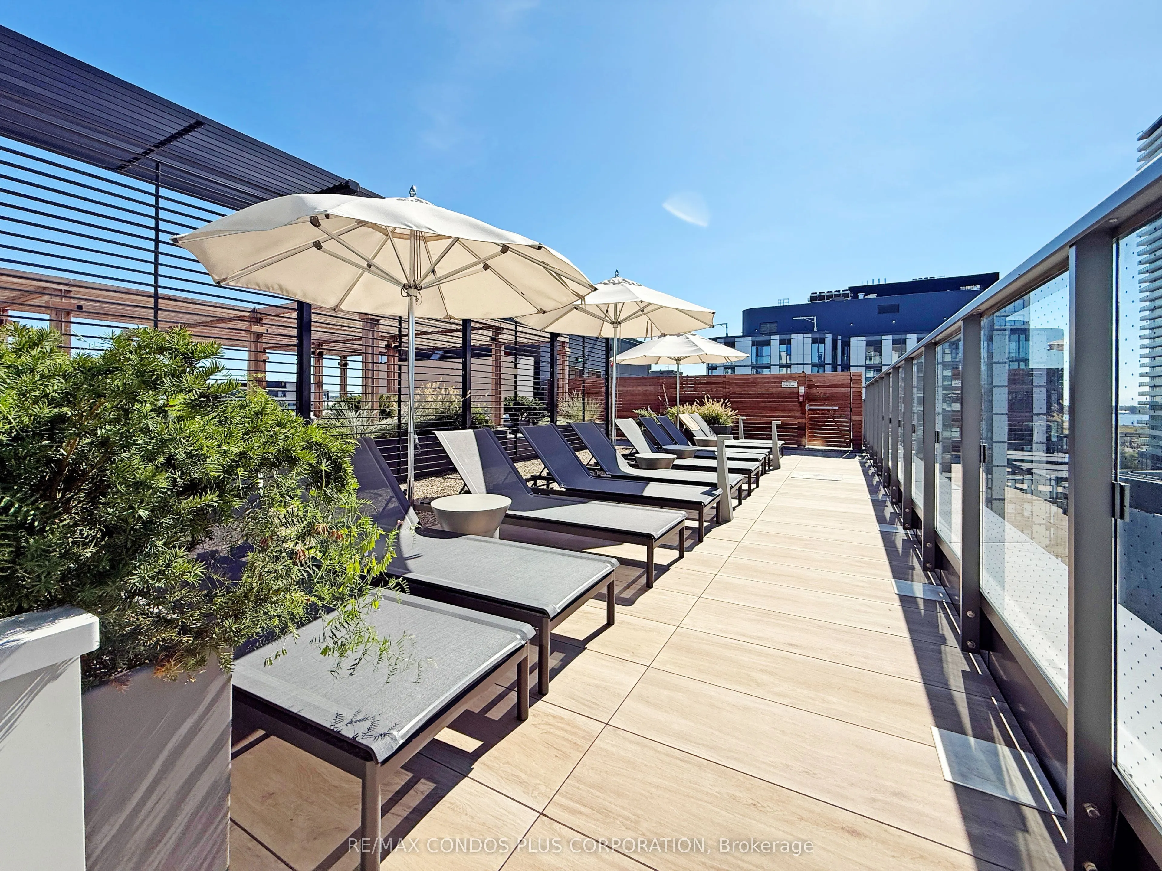 425 Front Street E, #304