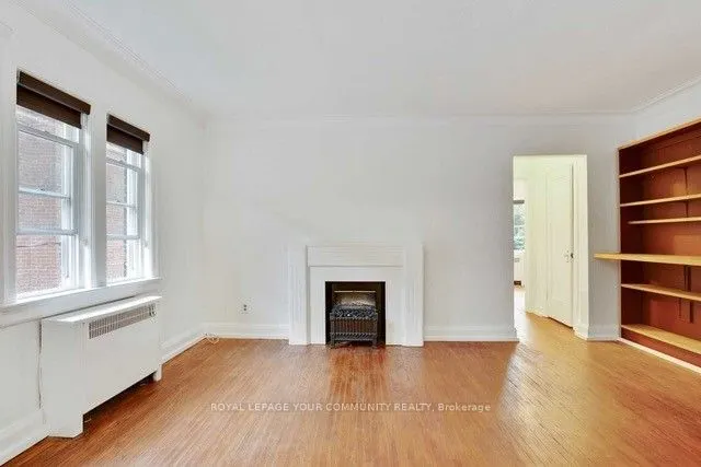 864 Millwood Road N, #2nd Floor