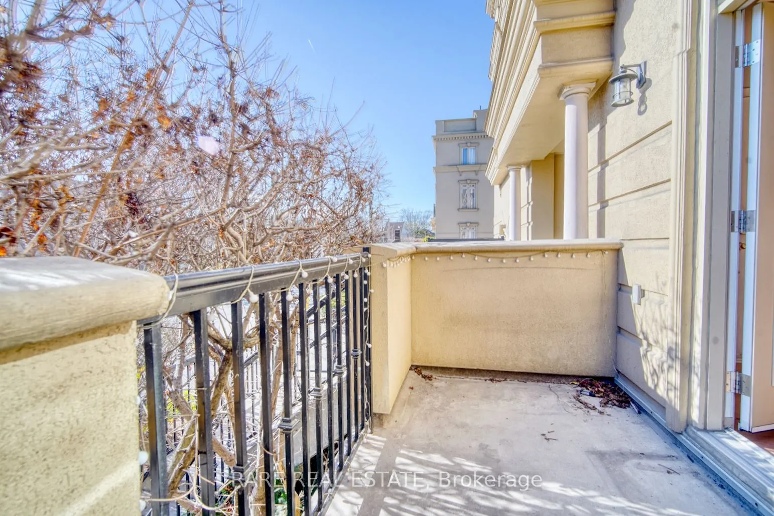 70 Carr Street, #TH05
