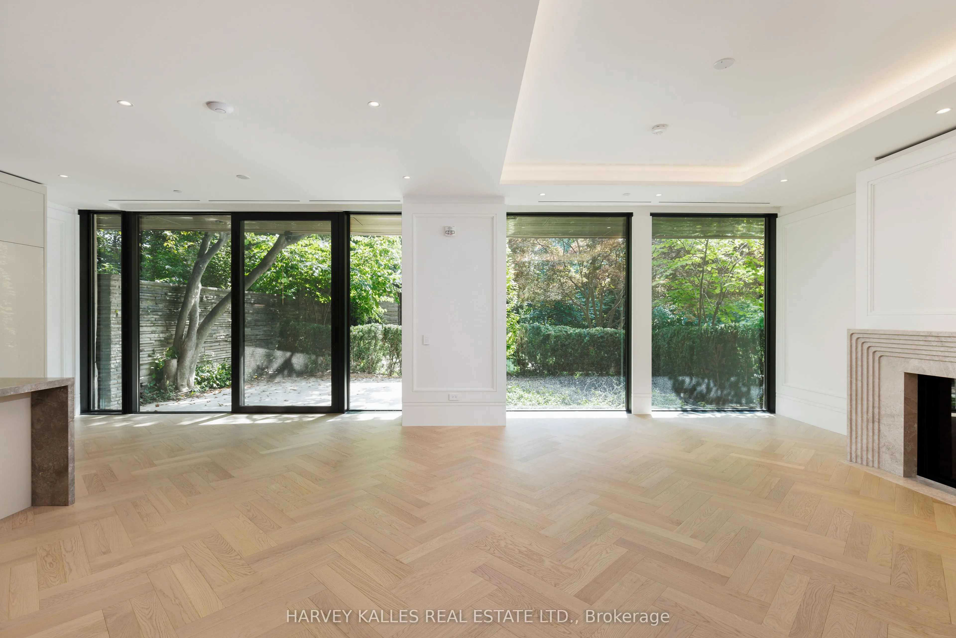 7 Dale Avenue