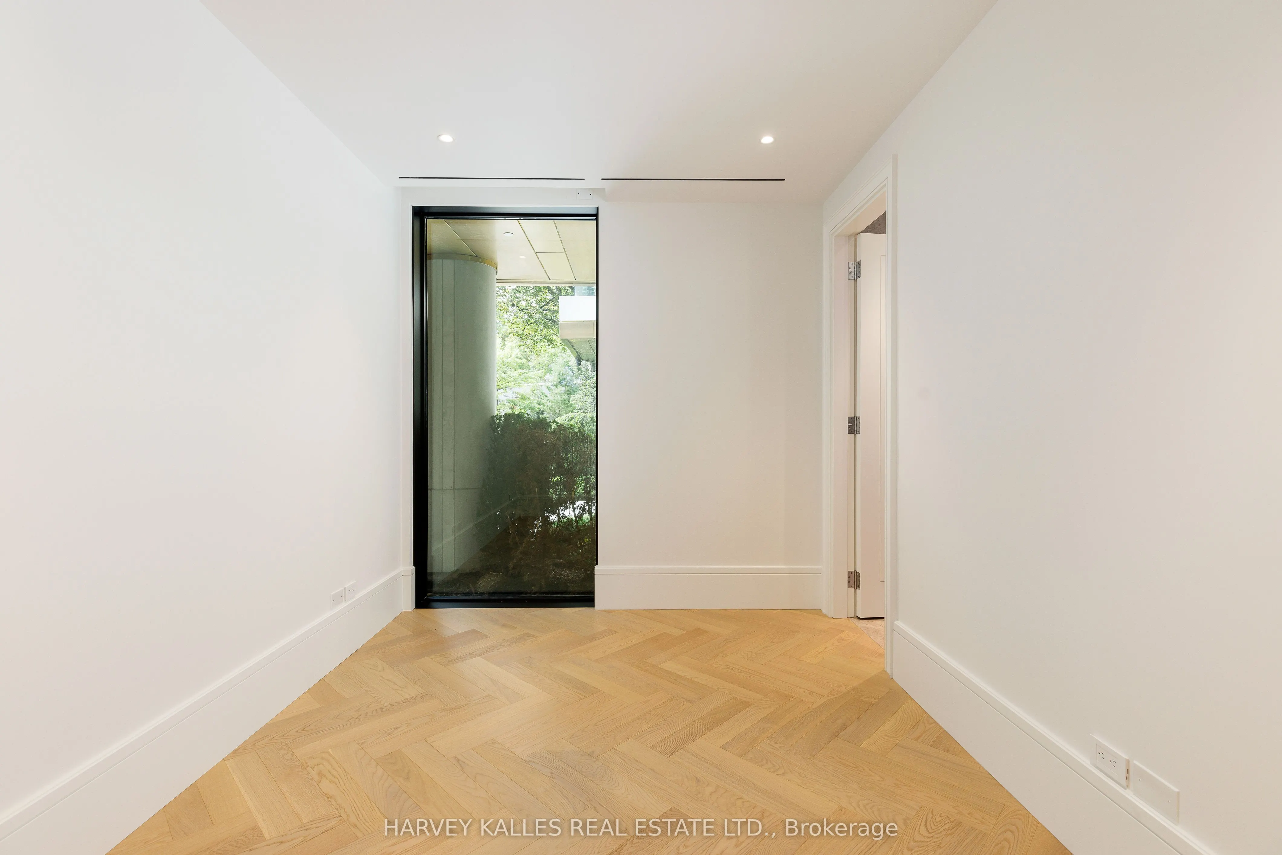 7 Dale Avenue