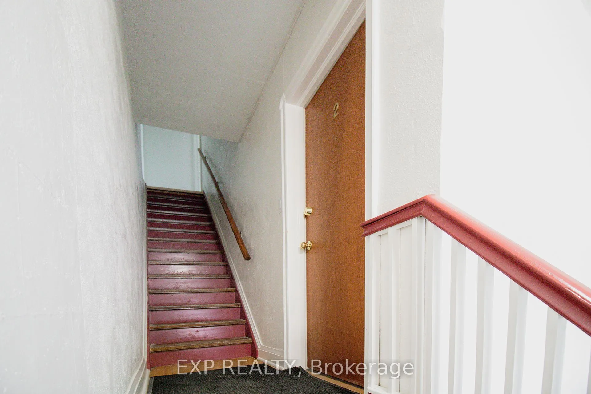 875 Millwood Road, #2B