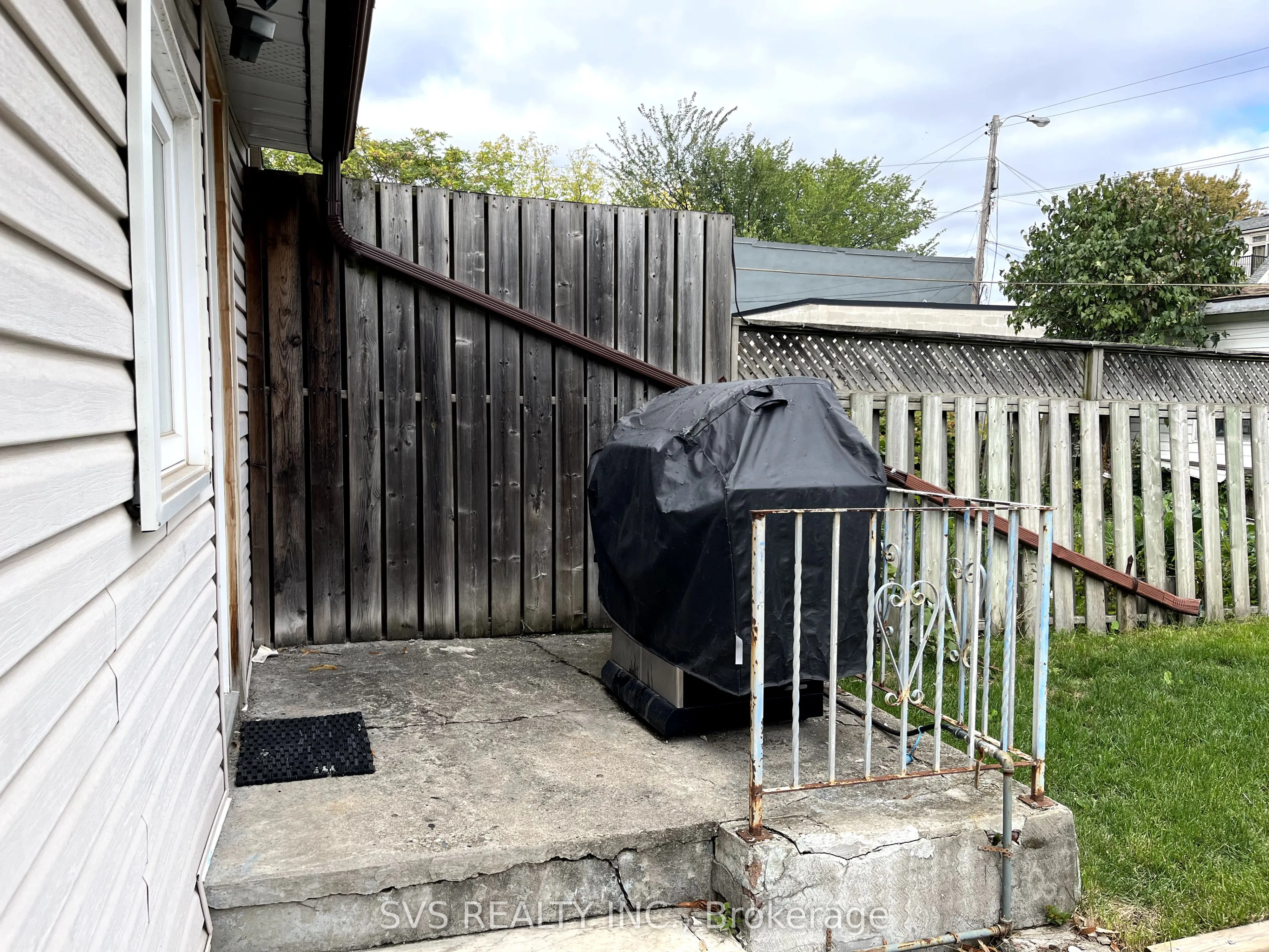 277 Christie Street