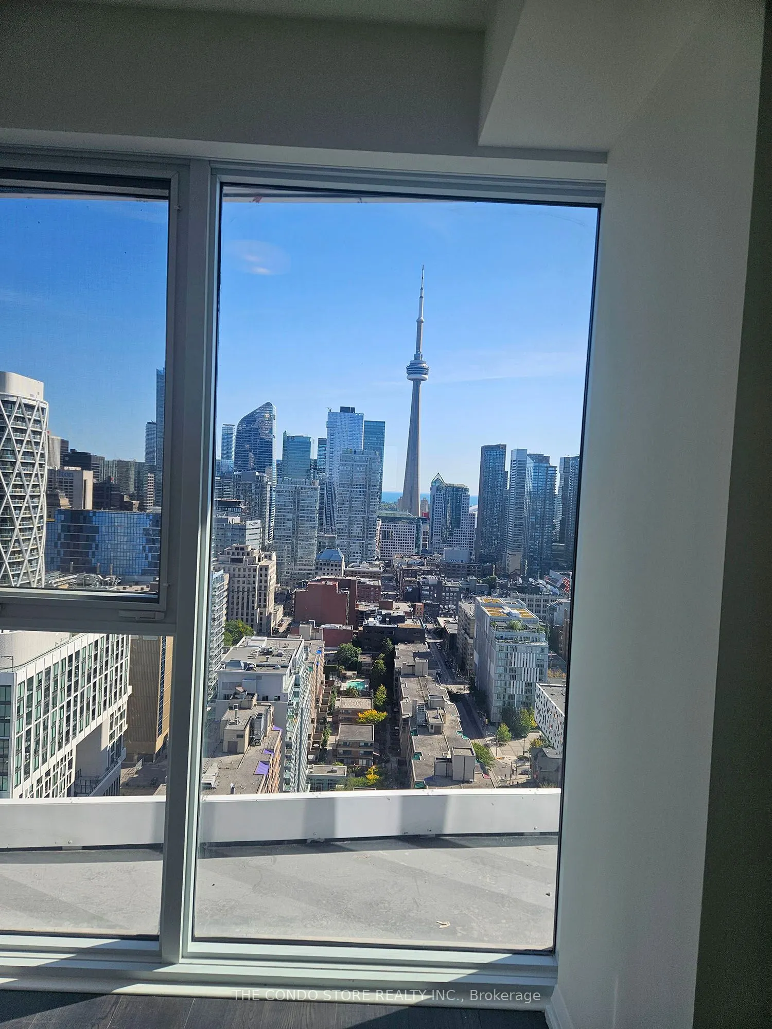 280 Dundas Street W, #3010