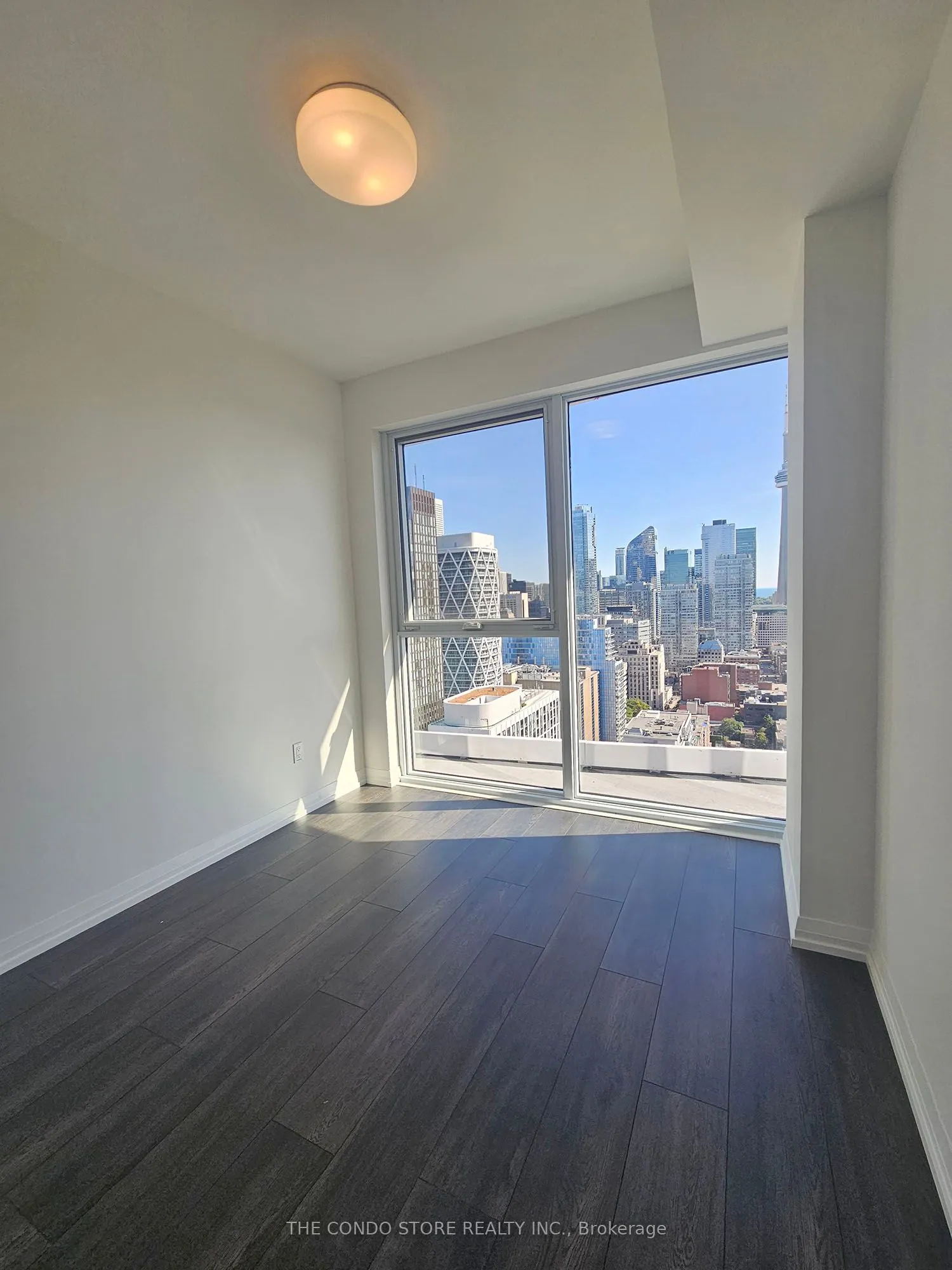 280 Dundas Street W, #3010