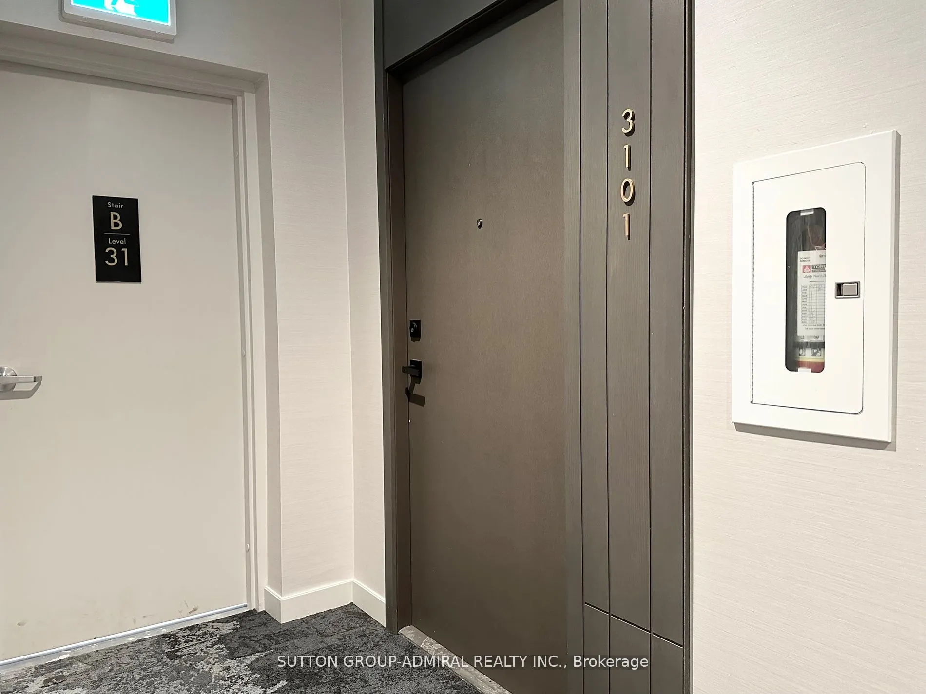 15 Holmes Avenue, #3101