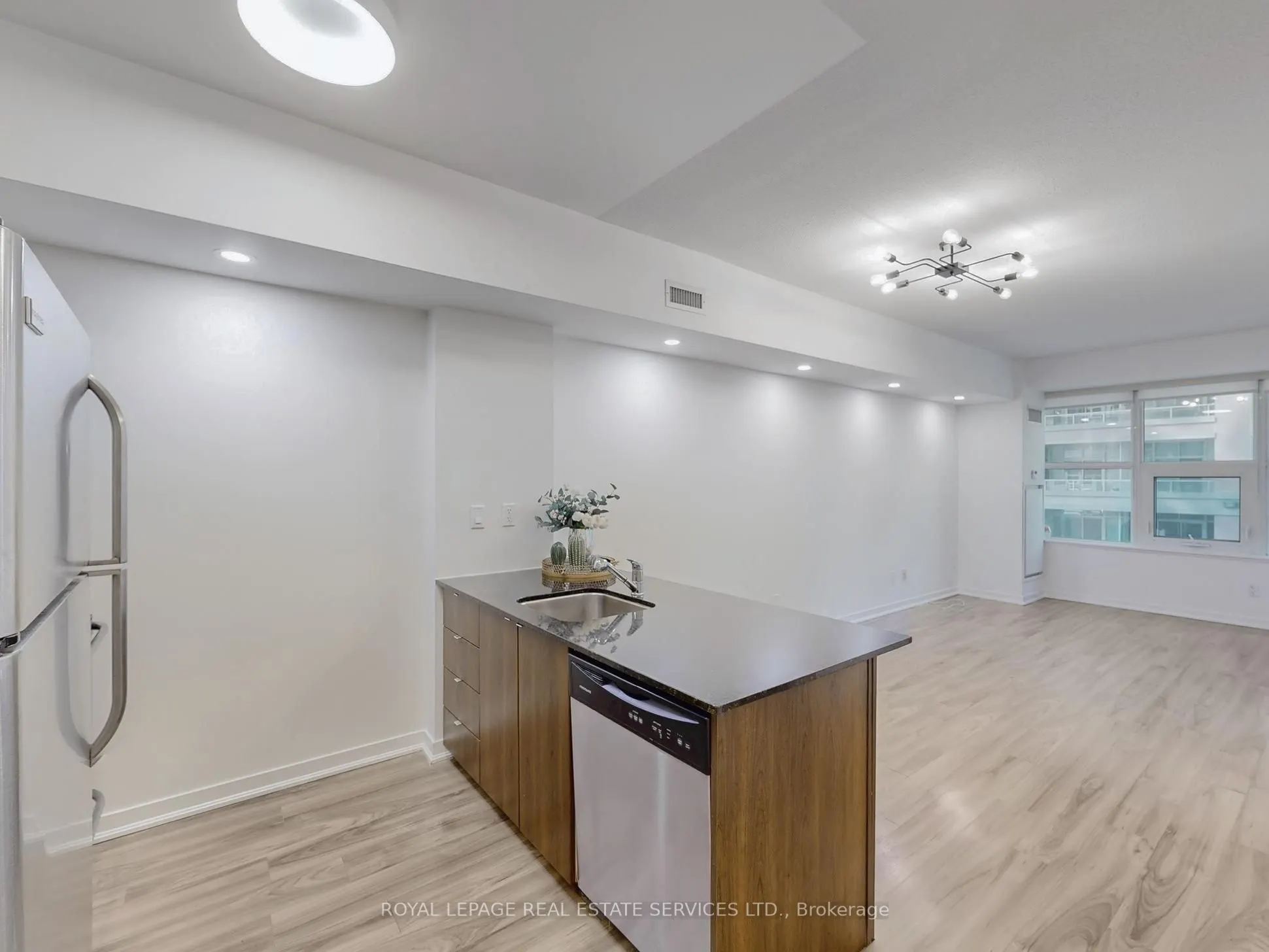 59 East Liberty Street, #209