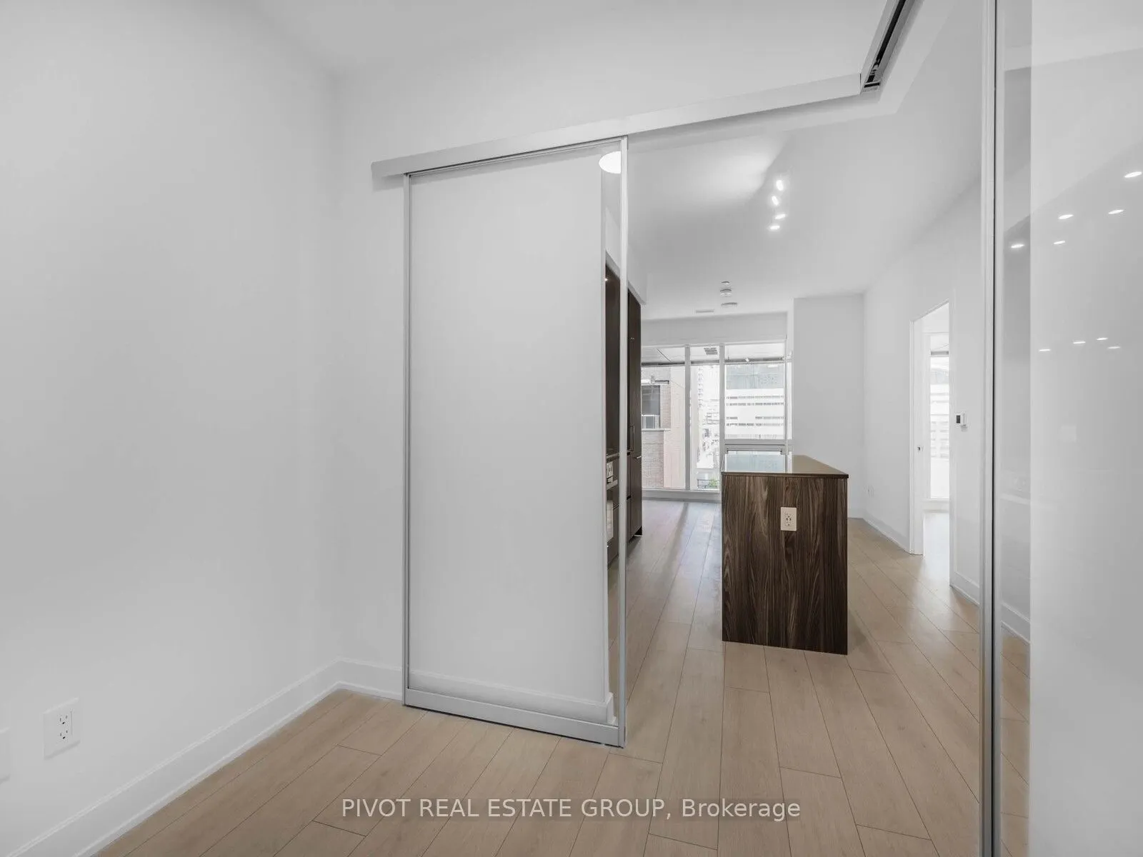 35 Mercer Street, #519