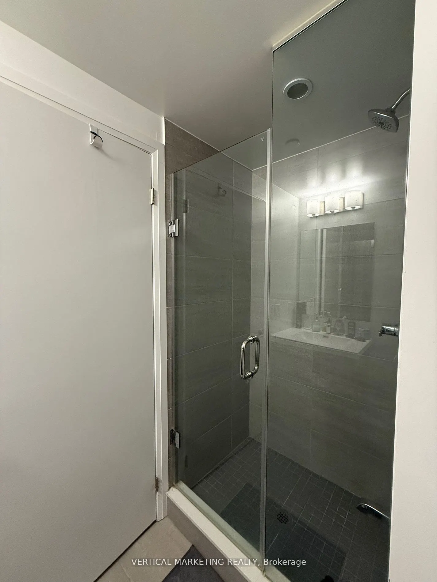 77 Mutual Street, #2404