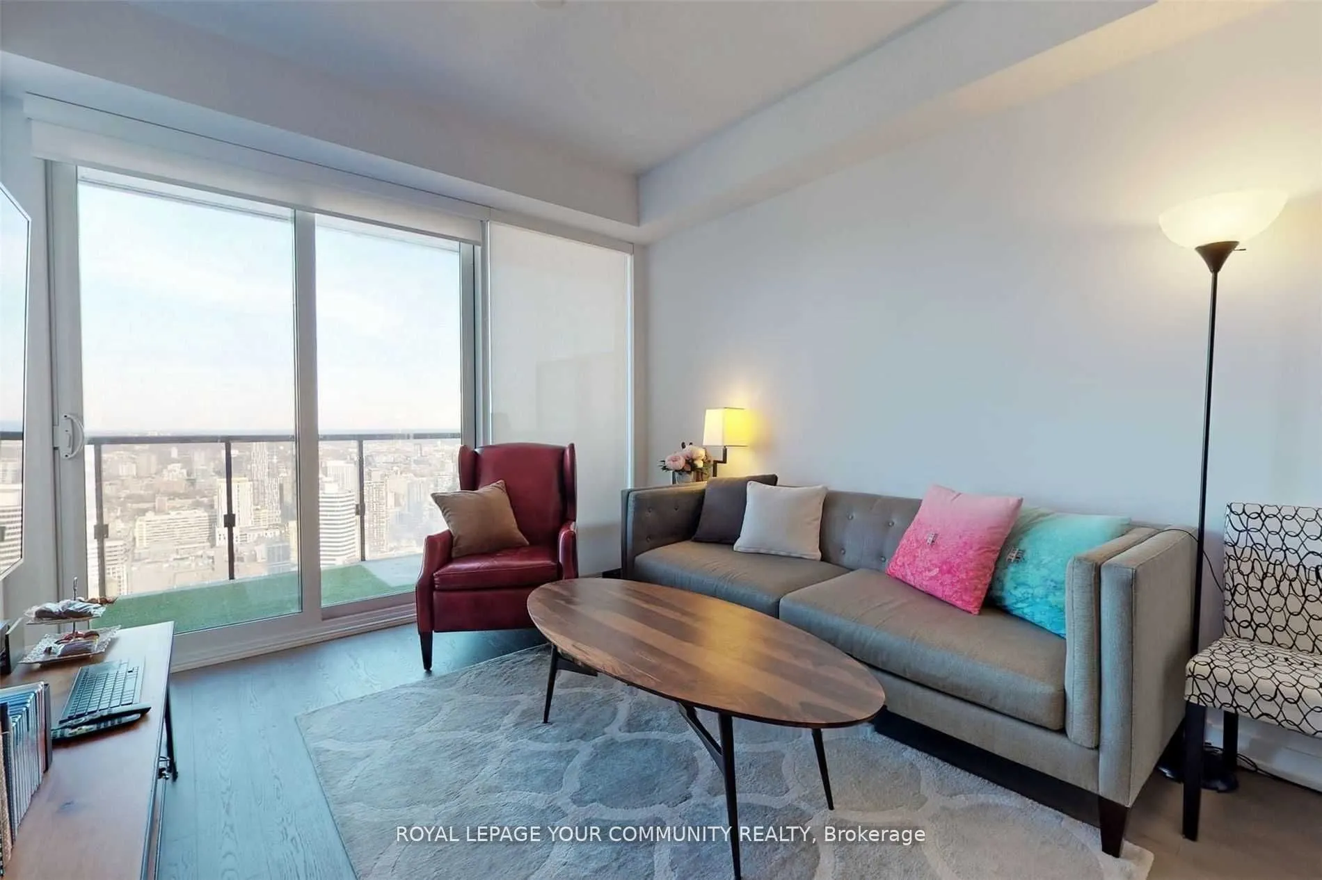 488 University Ave Avenue, #4803