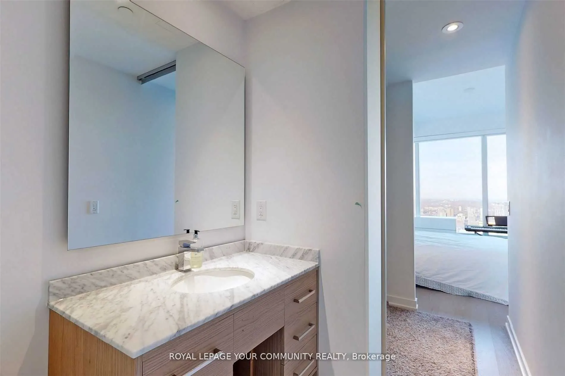 488 University Ave Avenue, #4803