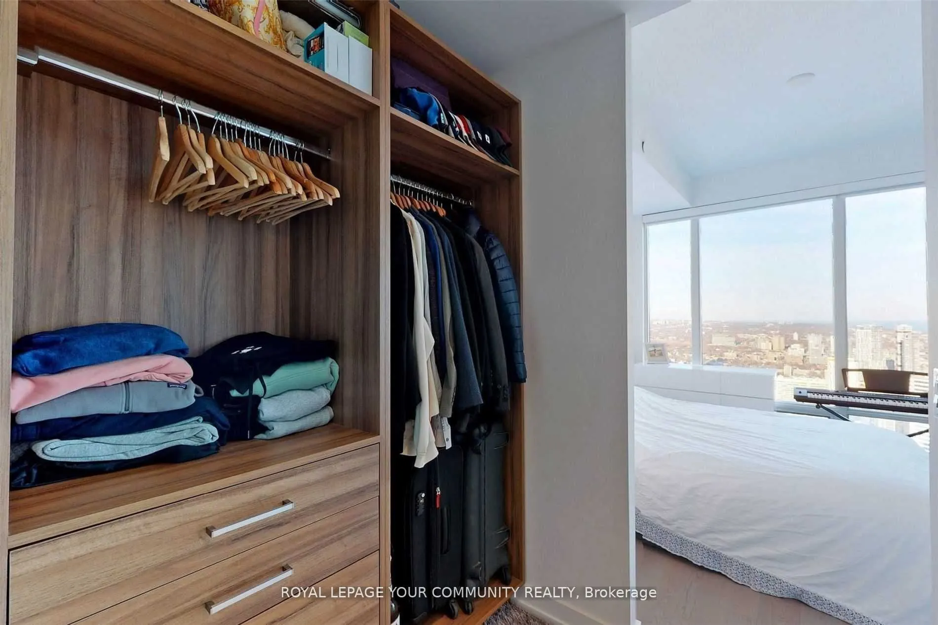 488 University Ave Avenue, #4803
