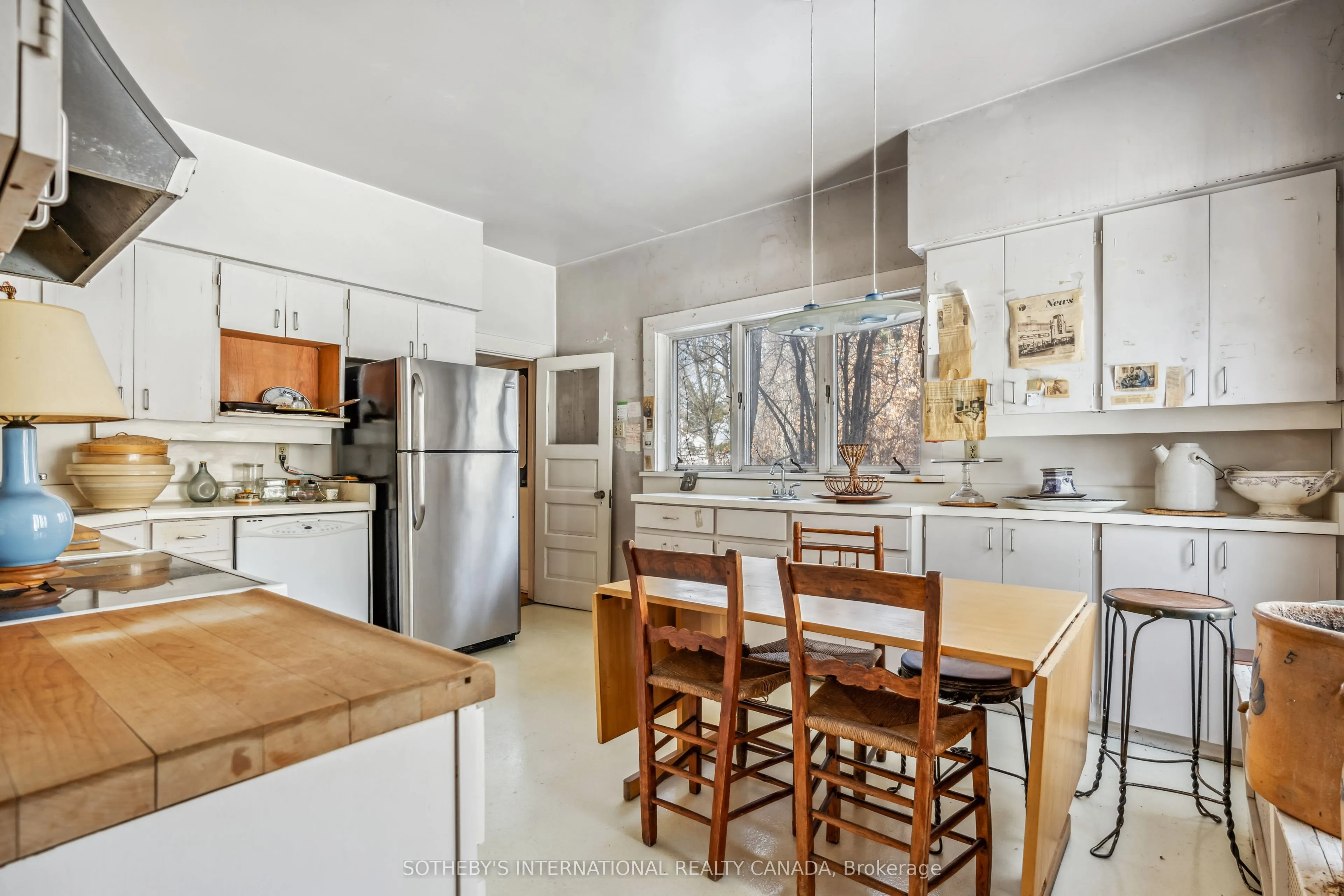 27 Old Yonge Street