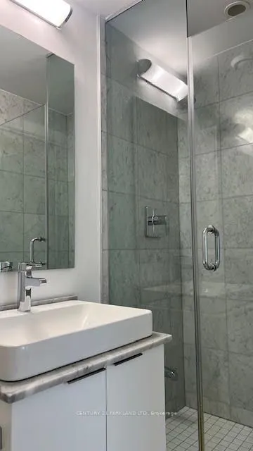 14 York Street, #3708