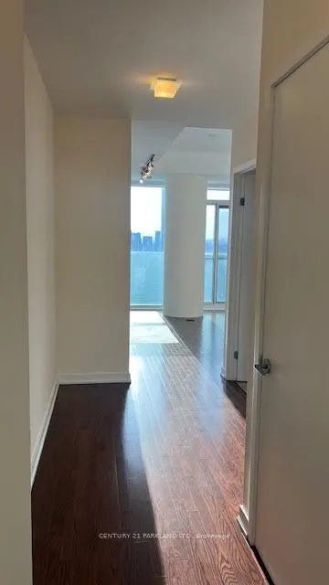 14 York Street, #3708