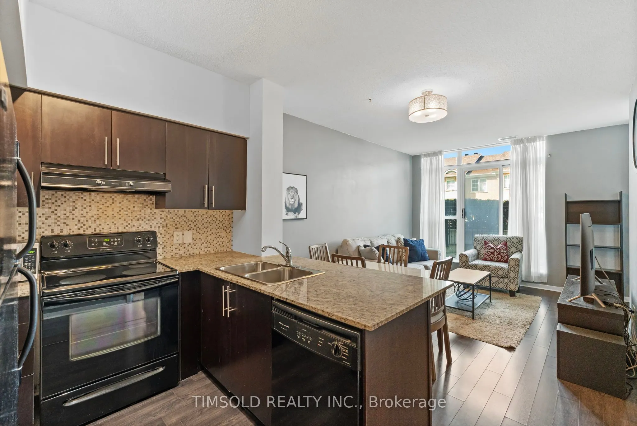 120 Dallimore Circle, #102