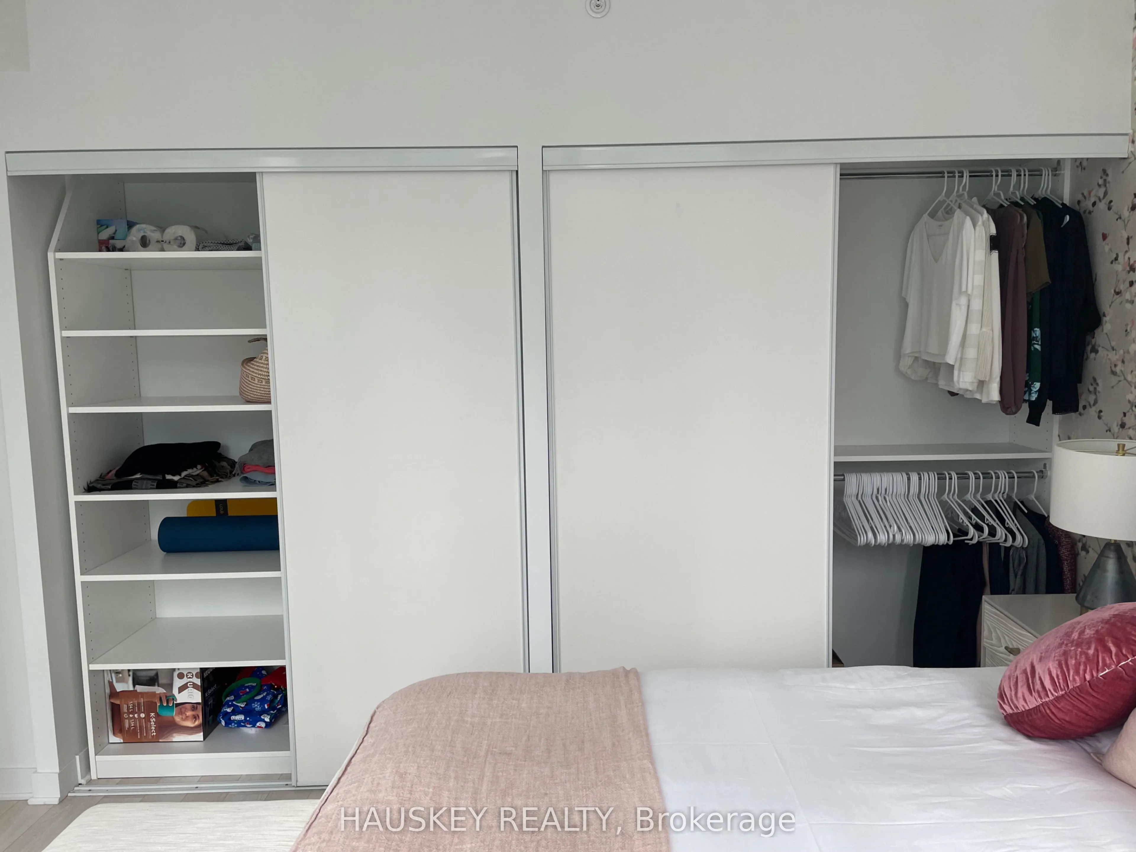 290 Adelaide Street W, #2511