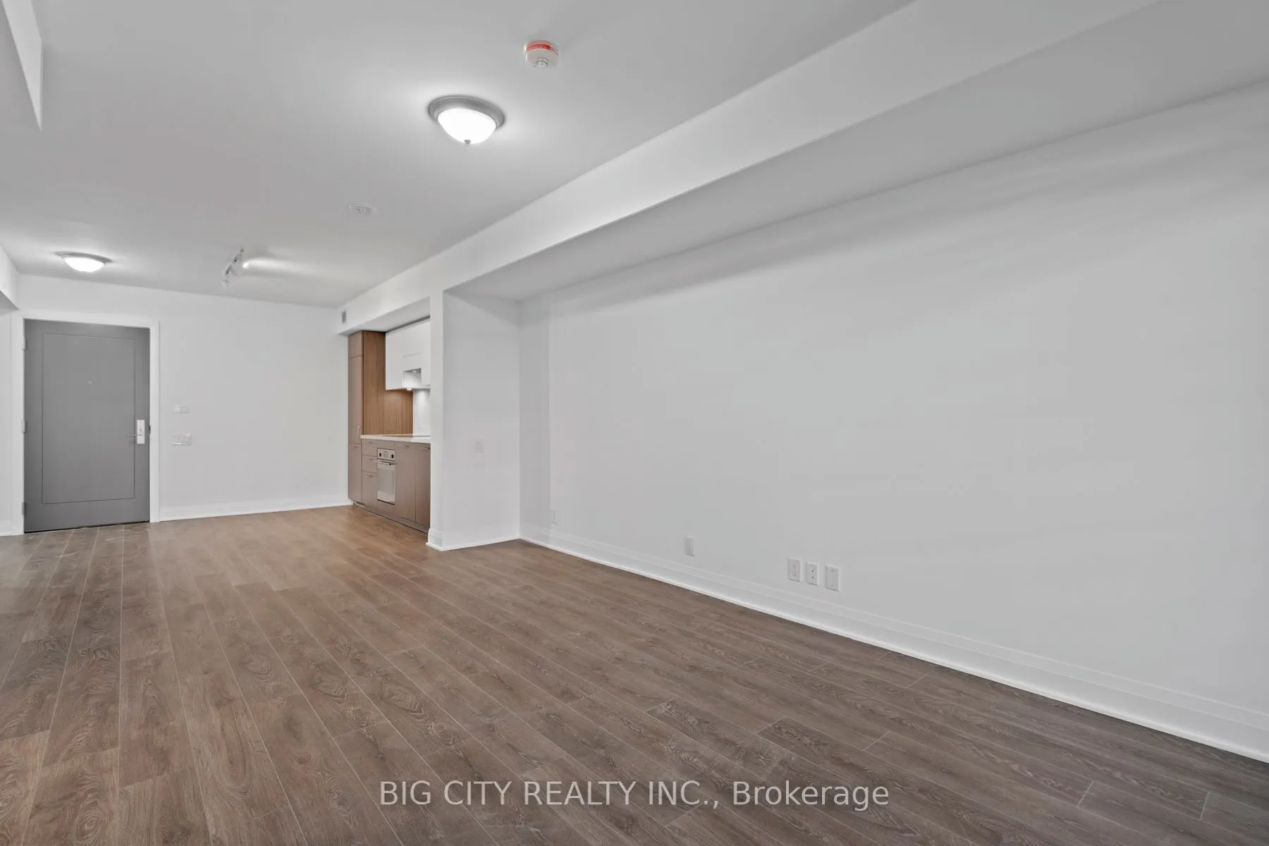 33 Frederick Todd Way, #332