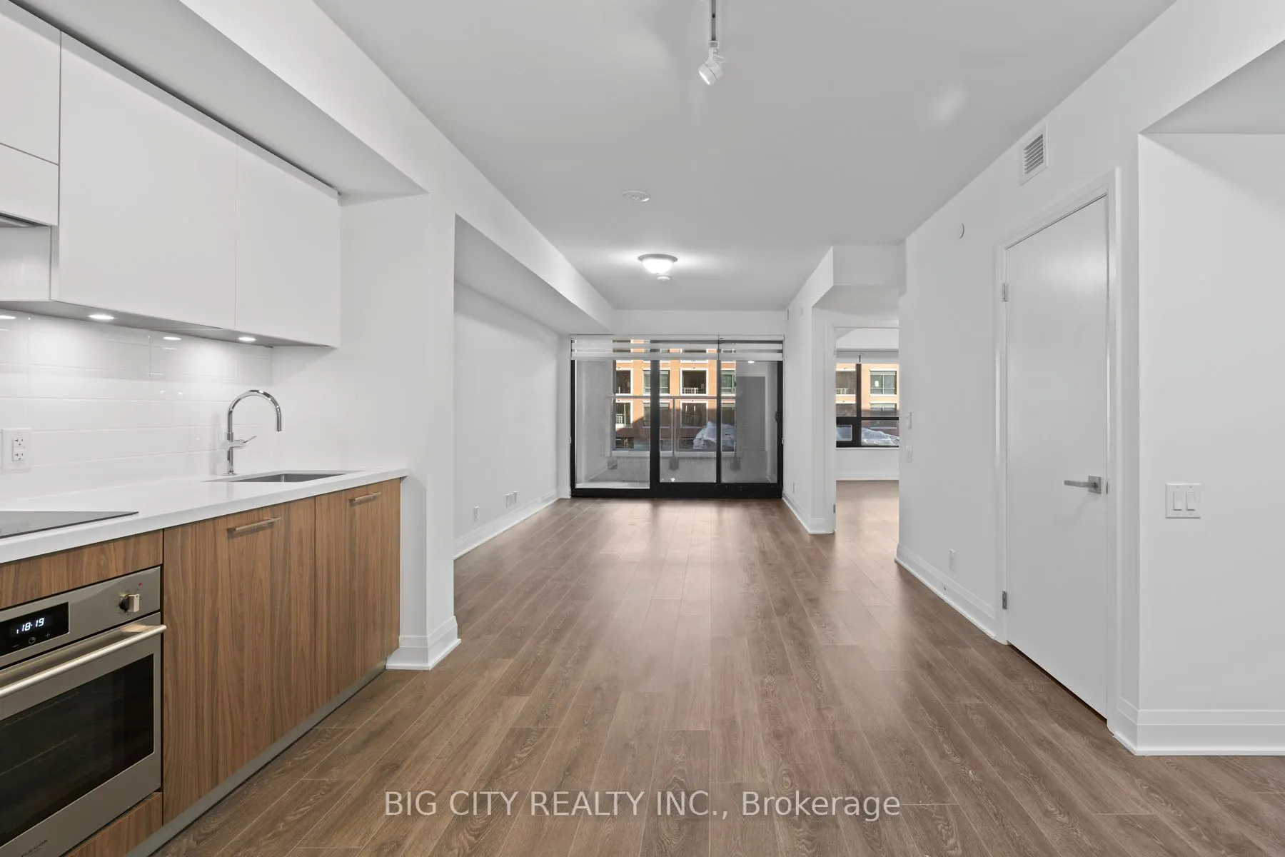 33 Frederick Todd Way, #332