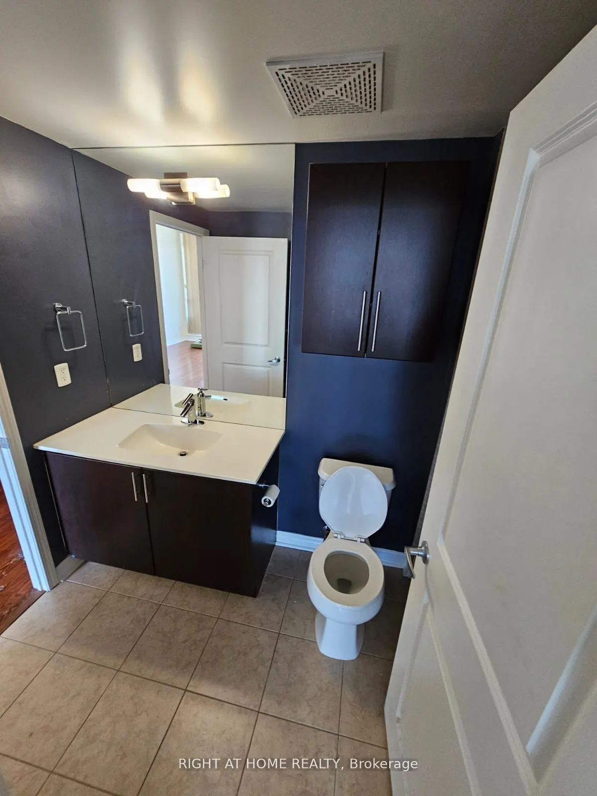 2885 Bayview Avenue, #1204