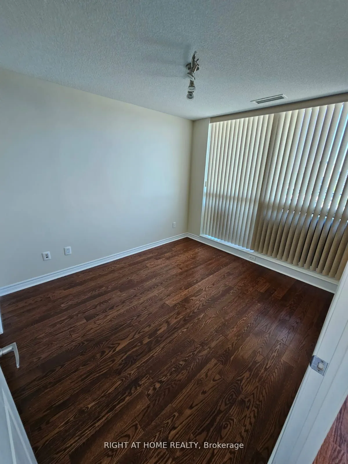 2885 Bayview Avenue, #1204